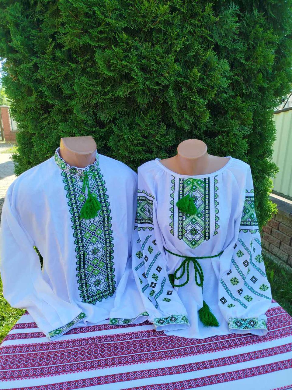 Вишиті сорочки для пари Квітковий орнамент р. 46 Зелений (29378543)