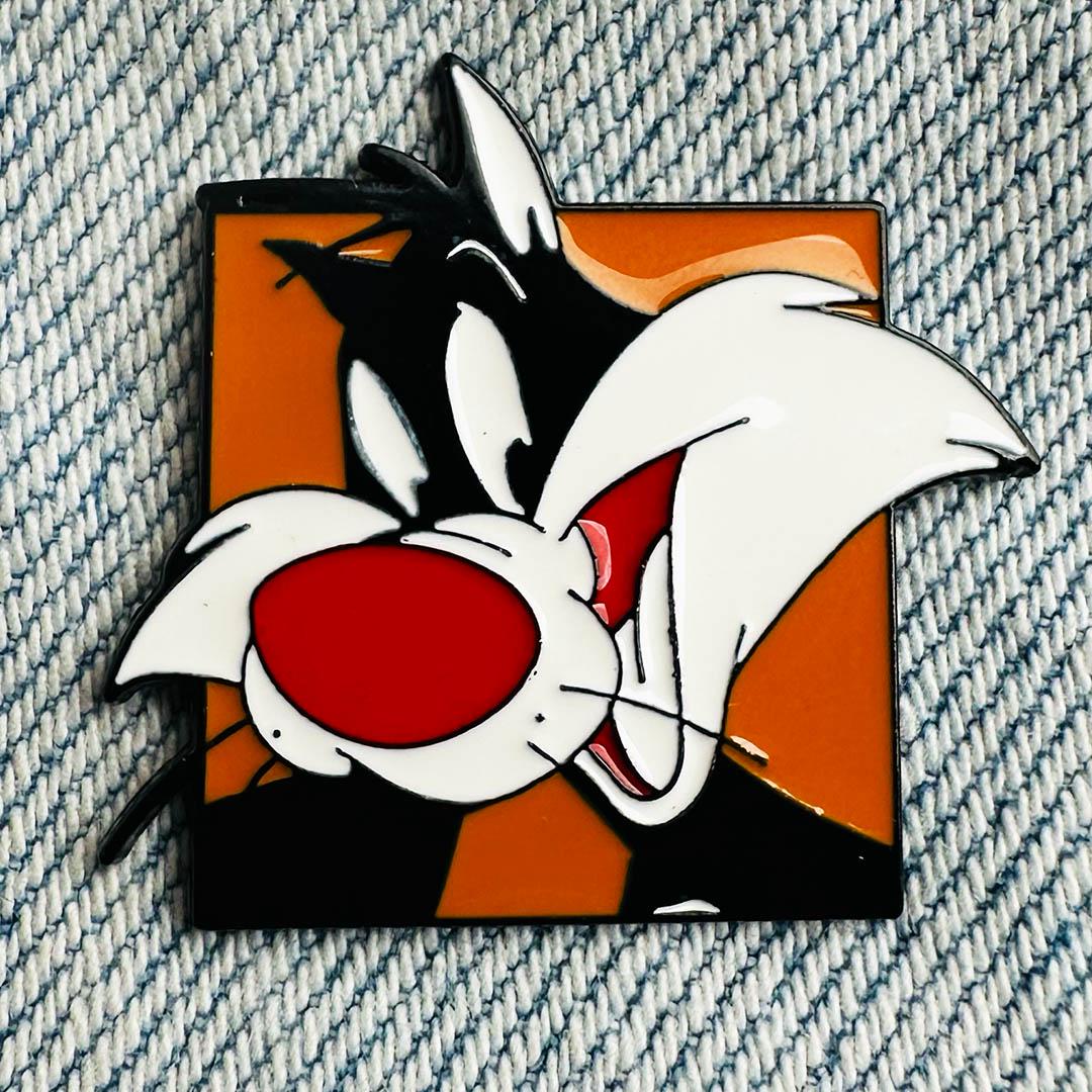 Значок-пін Looney Tunes Sylvester (00000002609)