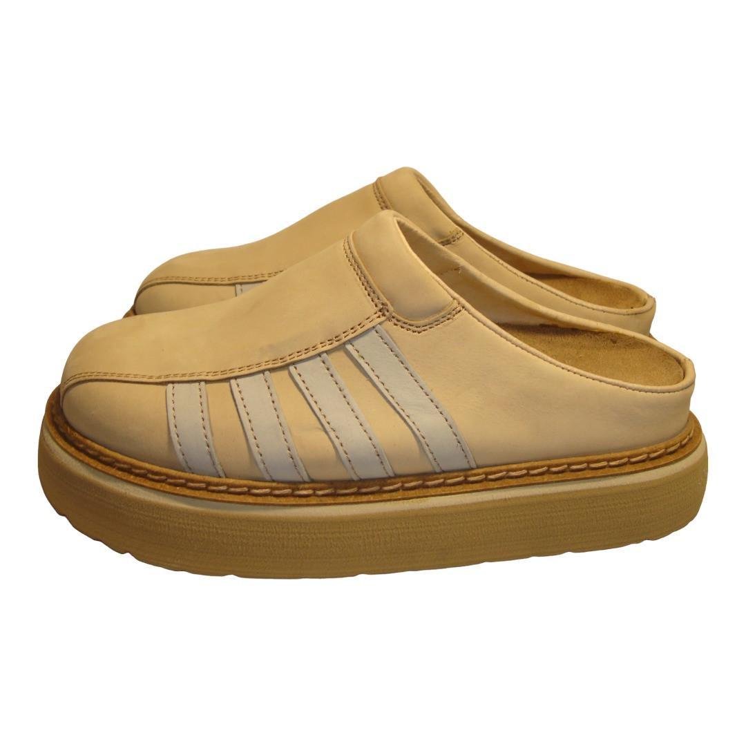 Шлепанцы женские кожаные на платформе Yokono р. 36 23 см Бежевый (026) Шлепанцы женские кожаные на платформе Yokono р. 36 23 см Бежевый (026)