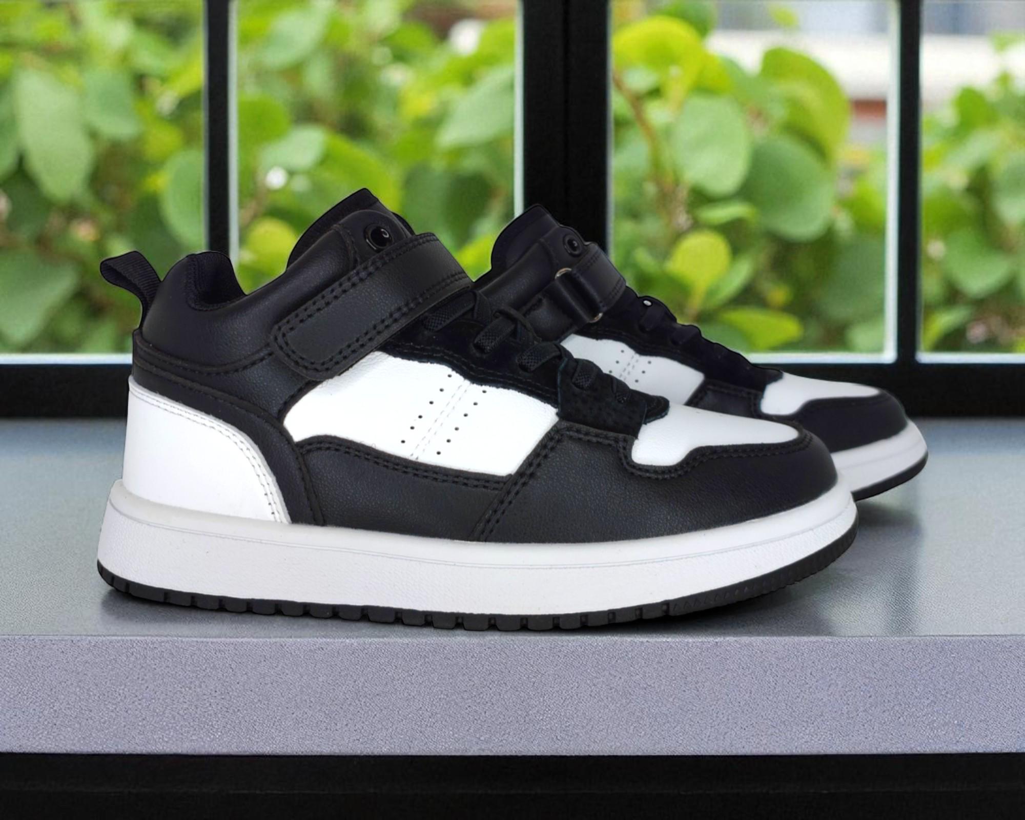 Кроссовки Apawwa 823BW р. 35 Черно-белый (28063293)