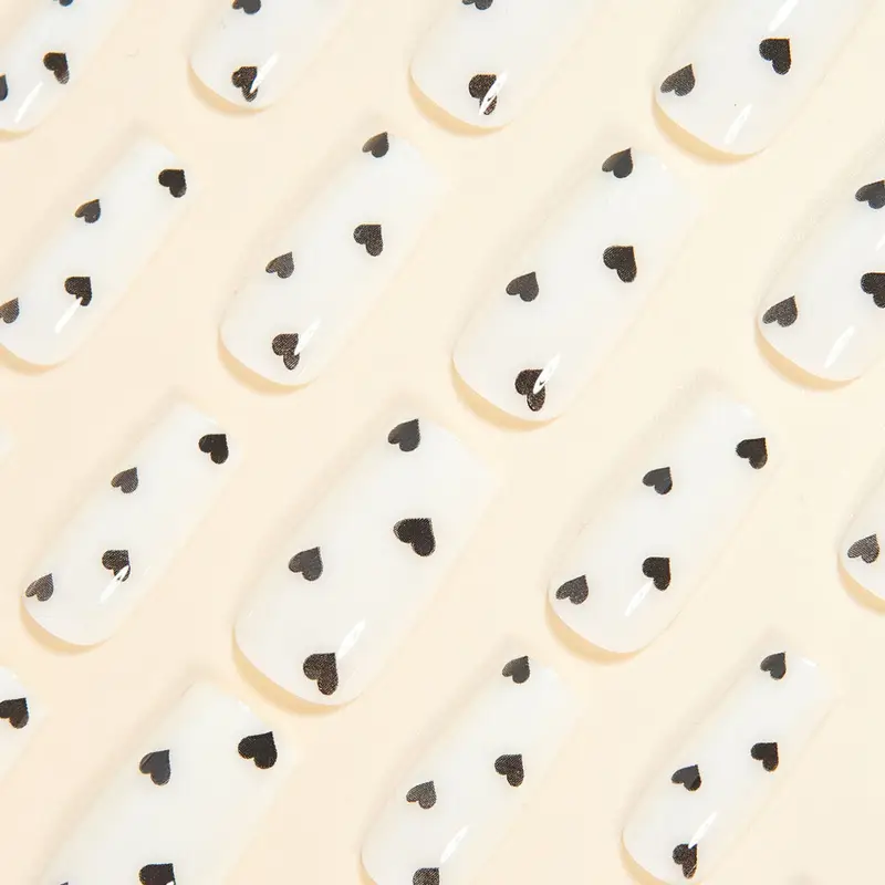 Ногти накладные Мини сердечки квадрат средней длины с клеевыми стиками 24 шт. Белый с черным (3000003750) - фото 6 Ногти накладные Мини сердечки квадрат средней длины с клеевыми стиками 24 шт. Белый с черным (3000003750) - фото 6