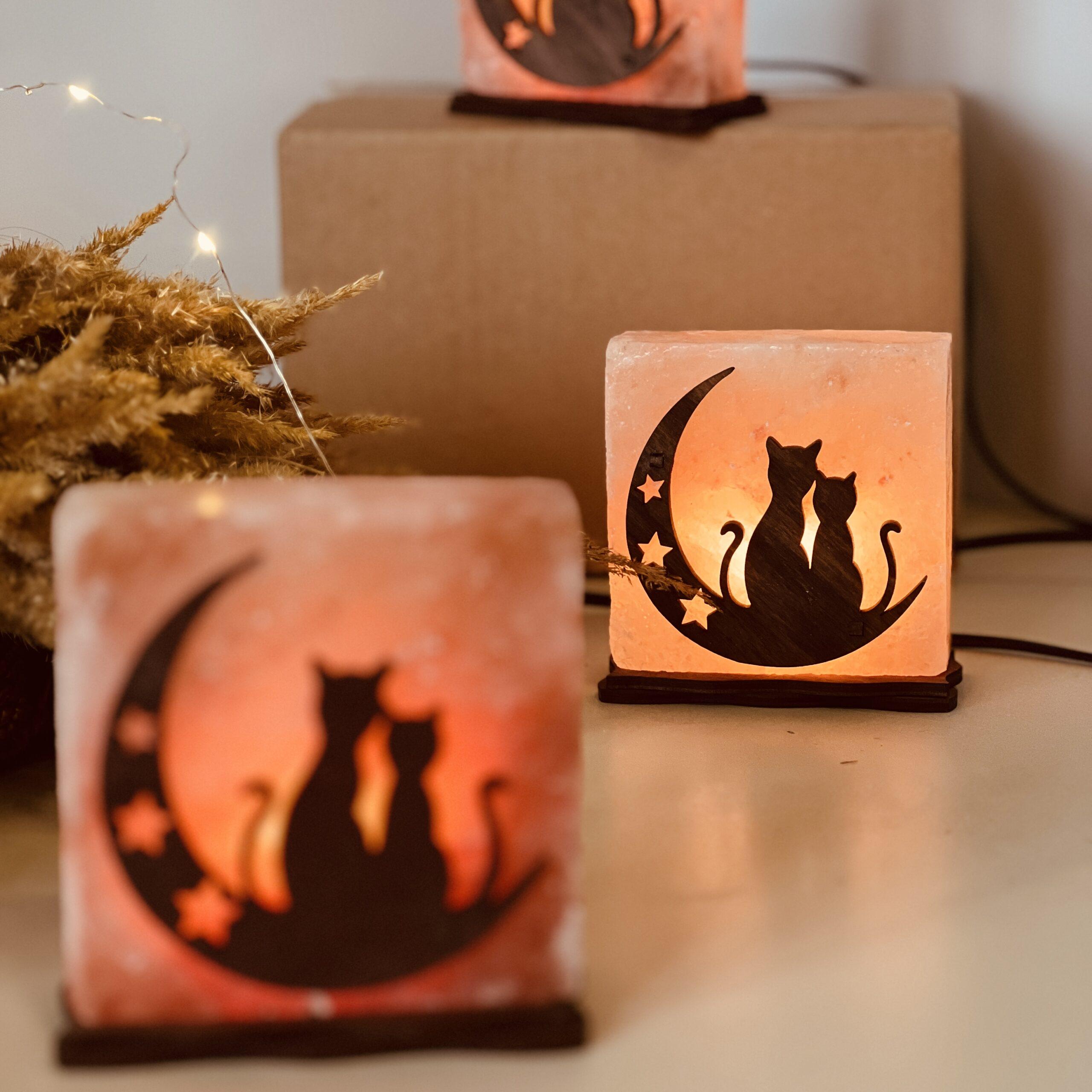 Соляная лампа декоративная Himalayan Кошки на Луне 1 кг (29903019) - фото 4 Соляная лампа декоративная Himalayan Кошки на Луне 1 кг (29903019) - фото 4