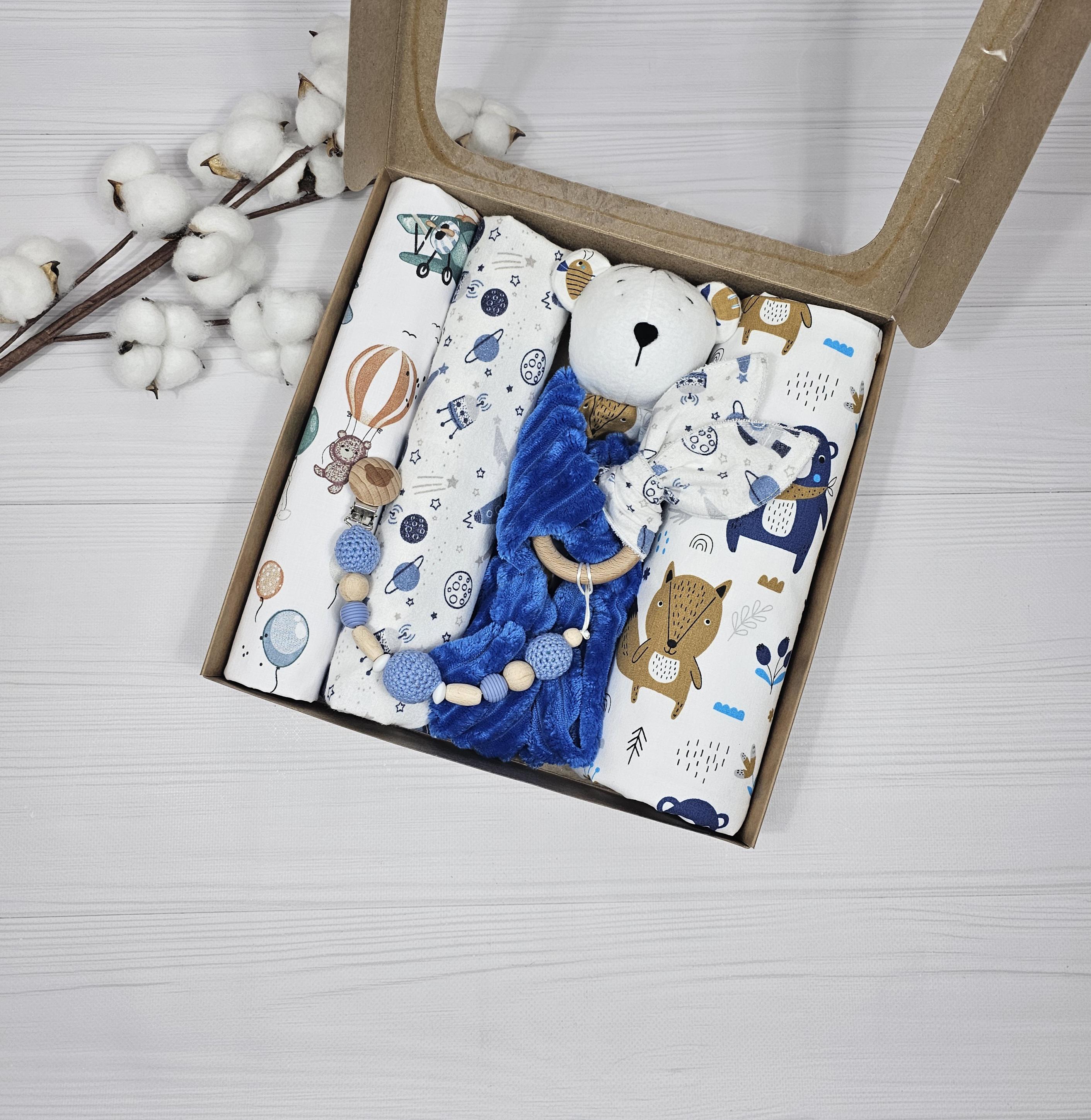 Набор пеленок детских a.l.babybox Лесные жители на лужайке с комфортером (25075742)