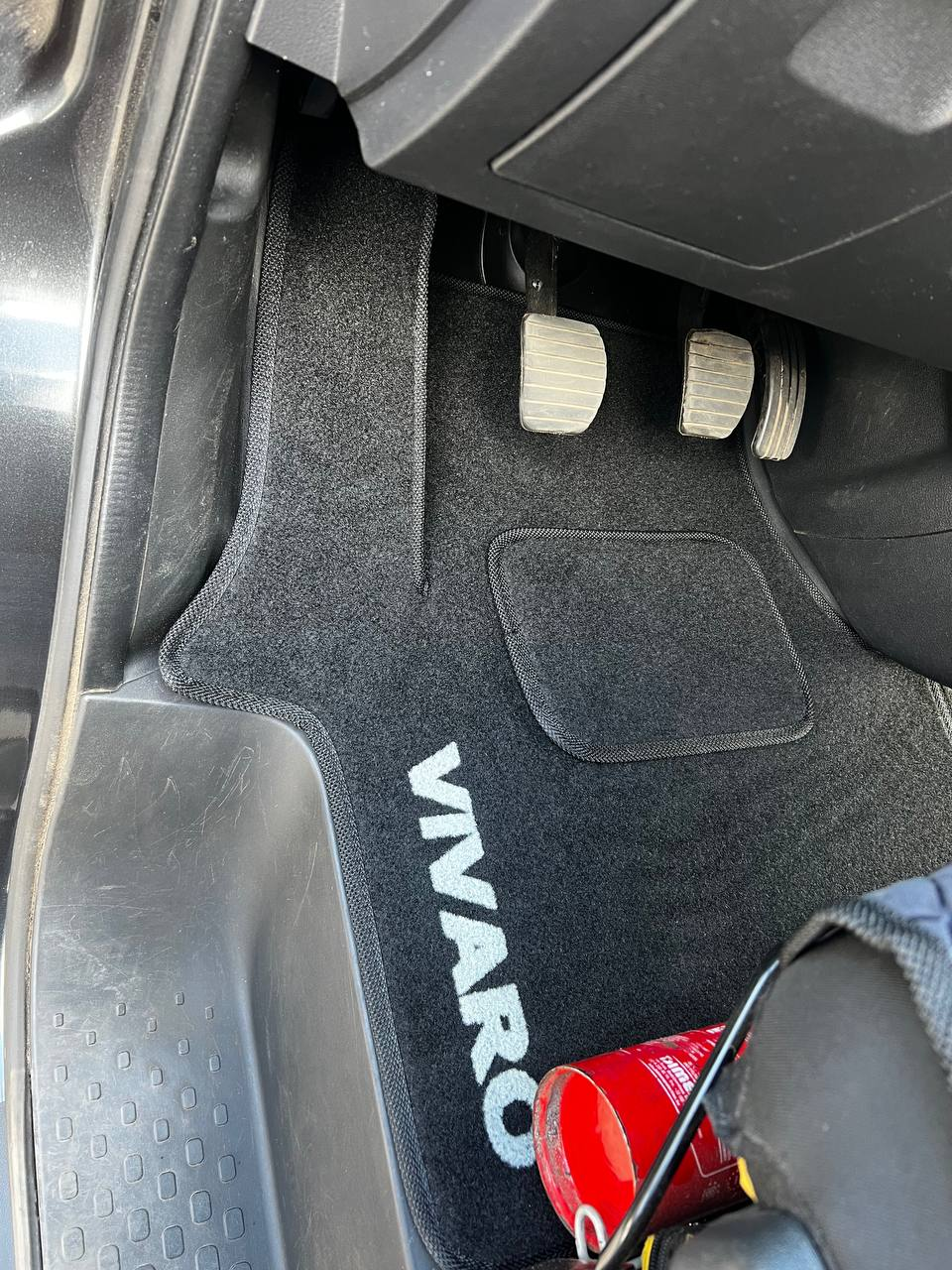 Килимки в салон ворсові для Opel Vivaro 2014-2019 5 шт. Чорний (27327113)