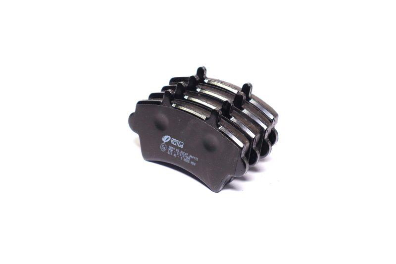 Тормозные колодки дисковые передние Renault Master Remsa 0819 00 (0819.00 Remsa)