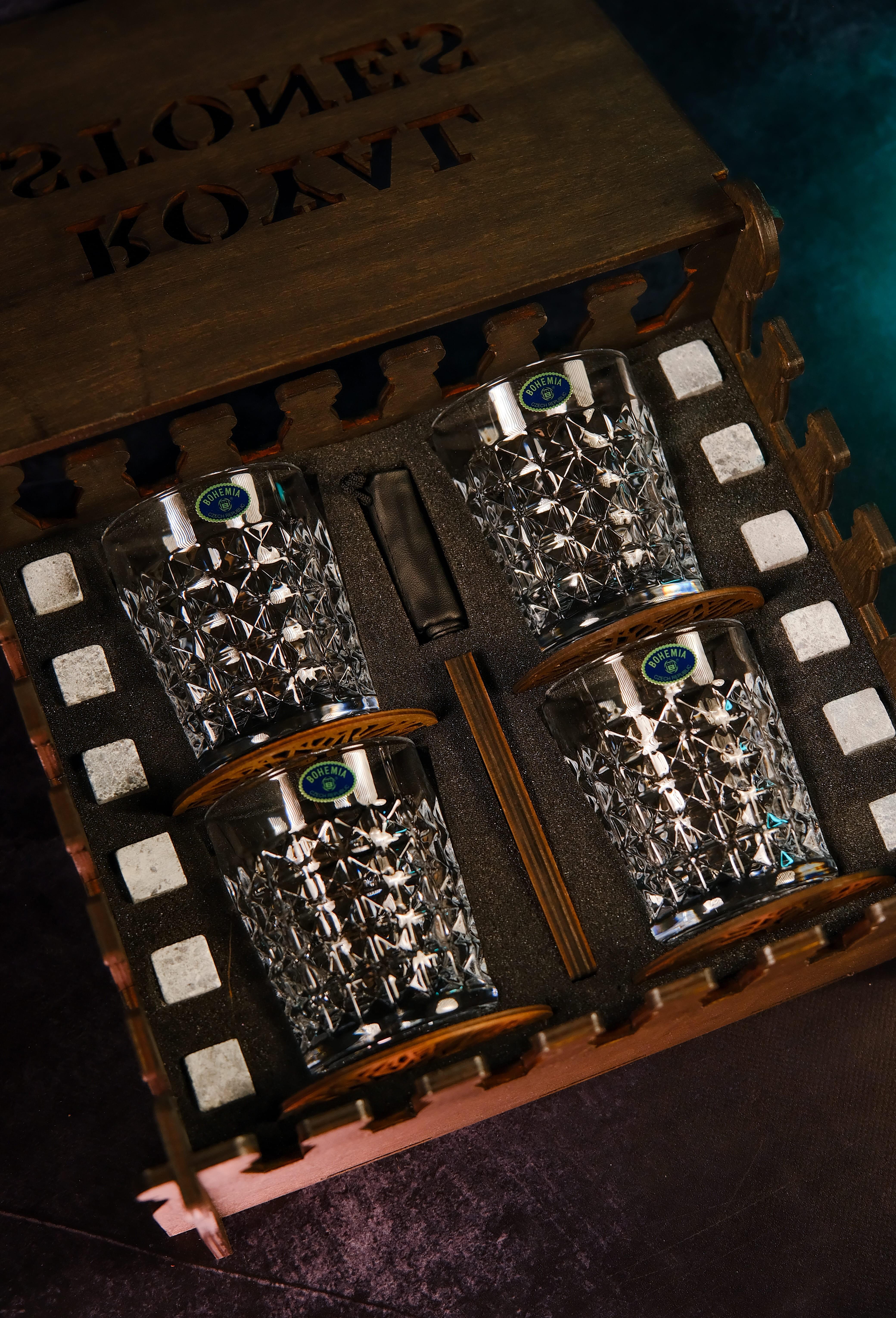 Камені для віскі Royal Stones Фортеця 12 шт. з бокалами Bohemia Diamond 230 мл 4 шт./мішечком/щипцями/підсклянниками 4 шт. та сертифікатом - фото 8