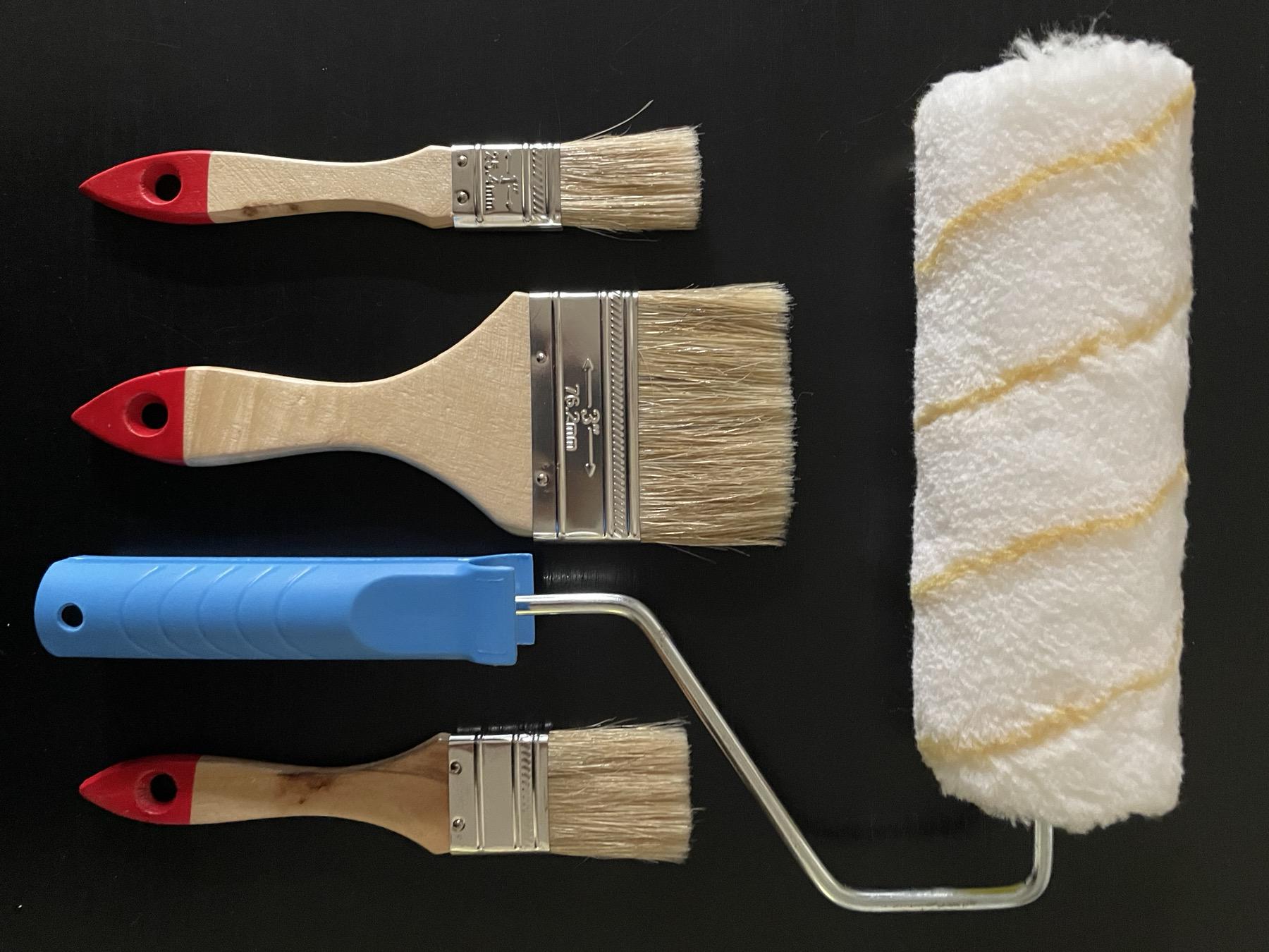 Пензлі малярні комплект №2 3 шт. 1" 25,4 мм/1,5" 38,1 мм/3" 76,2 мм з валиком з ручкою 180х40х6 мм (26675345) - фото 2 Пензлі малярні комплект №2 3 шт. 1" 25,4 мм/1,5" 38,1 мм/3" 76,2 мм з валиком з ручкою 180х40х6 мм (26675345) - фото 2