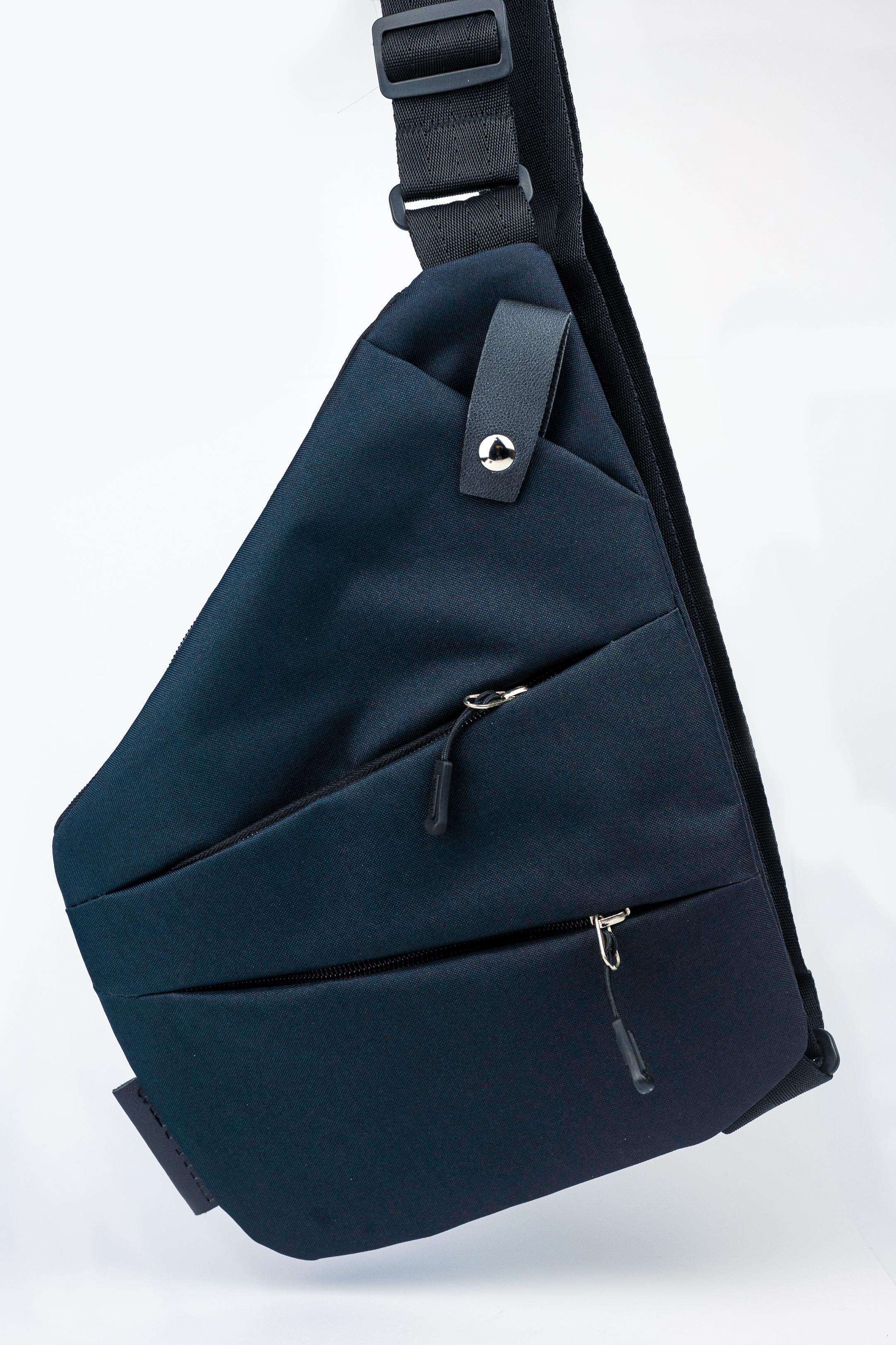 Сумка мужская/нагрудная матовая Cross Body Черный Сумка мужская/нагрудная матовая Cross Body Черный