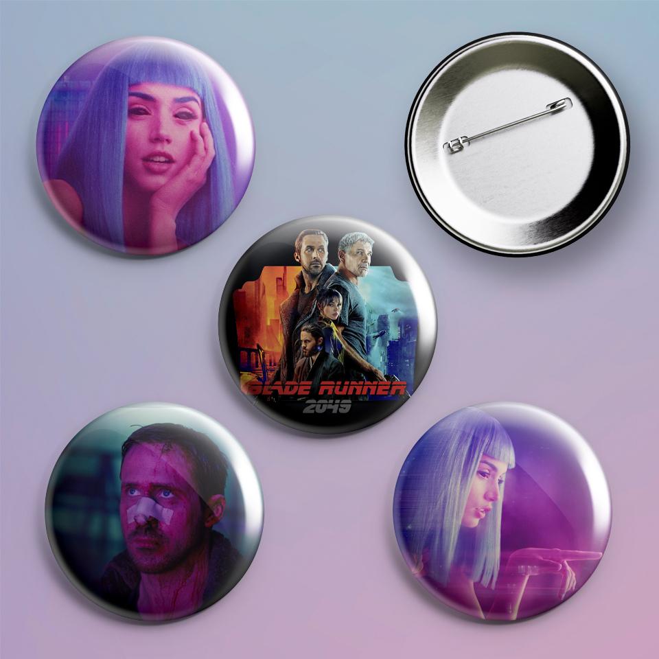 Значки на рюкзак с принтом Бегущий по лезвию 4 шт.