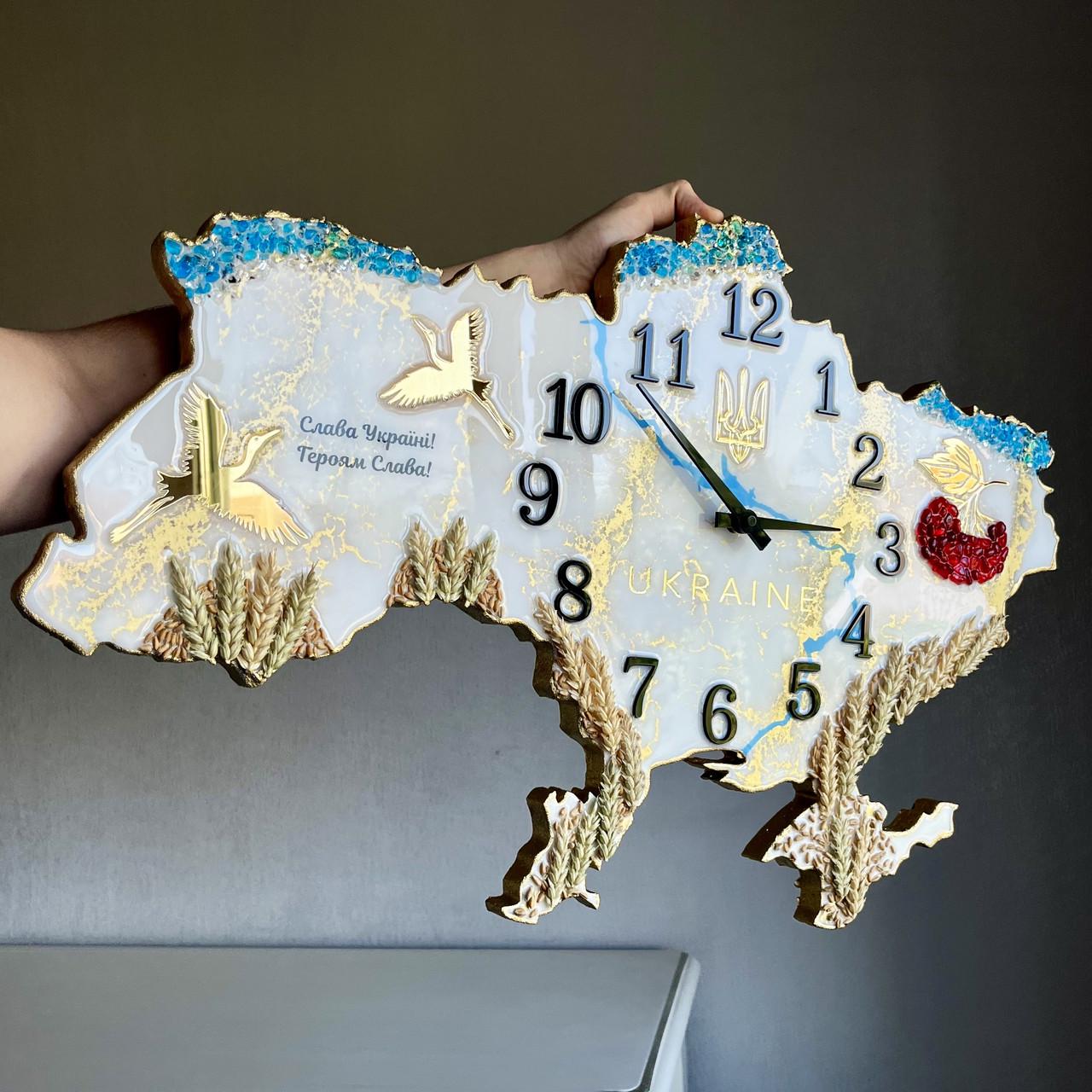 Часы настенные из эпоксидной смолы Карта Украины 70х45 см