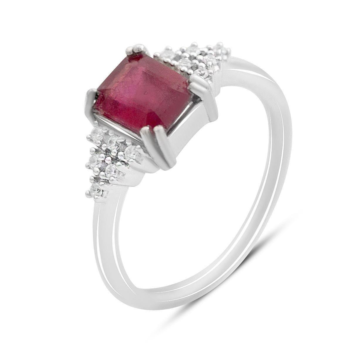Кольцо серебряное с натуральным рубином прямоугольной формы р. 18