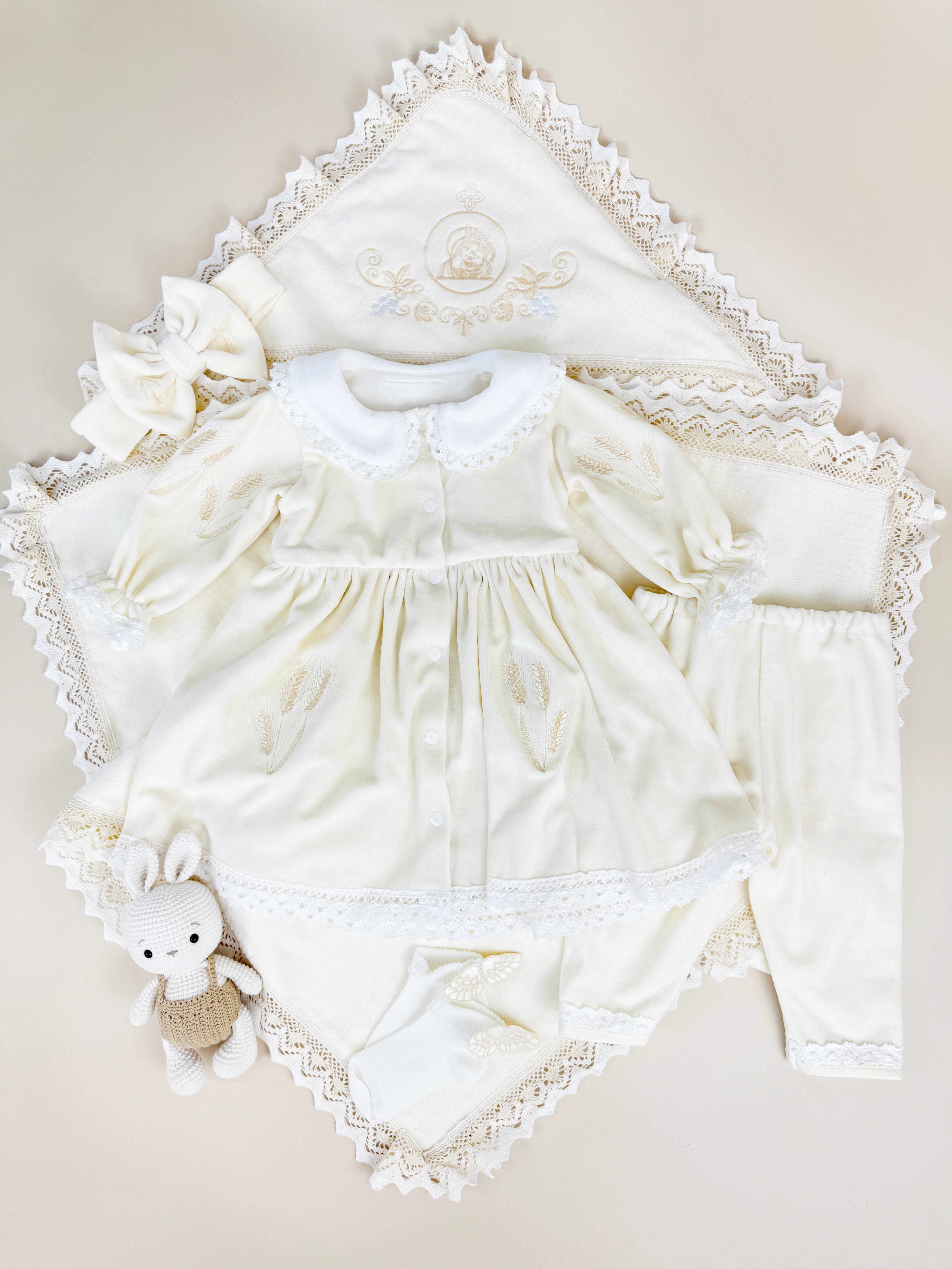 Крестильный набор для девочки Family Tradition Богородица Дево радуйся махра велюр с вышивкой Айвори (50281)