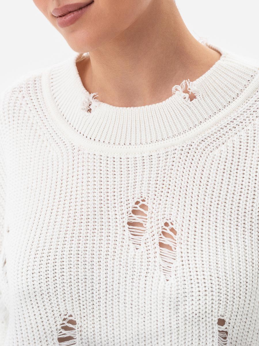 Свитер женский с рваным эффектом SVTR р. 42-50 Молочный (562) - фото 5