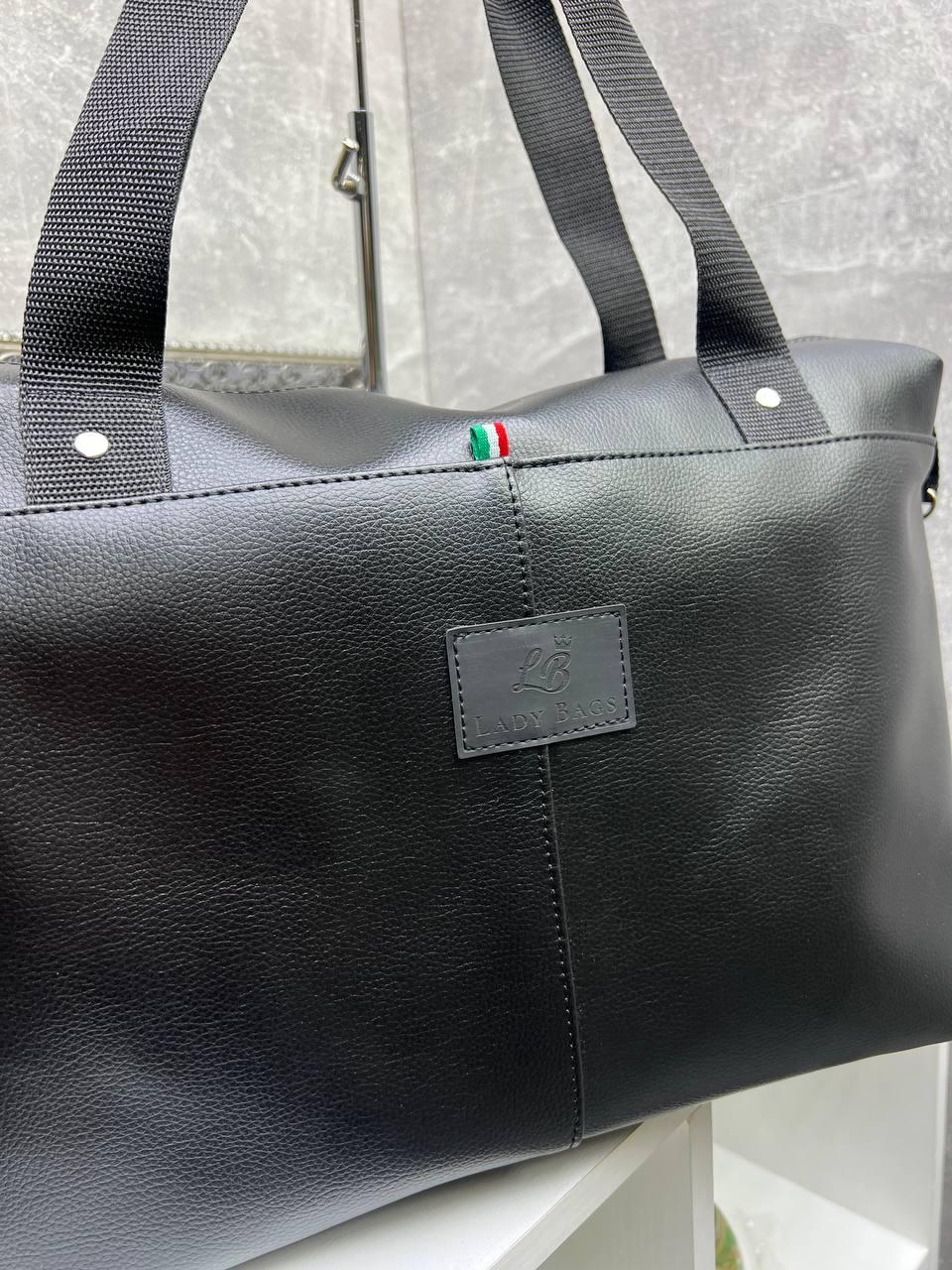 Сумка женская на плечо спортивная из экокожи дорожная большая Черный - фото 5 Сумка женская на плечо спортивная из экокожи дорожная большая Черный - фото 5