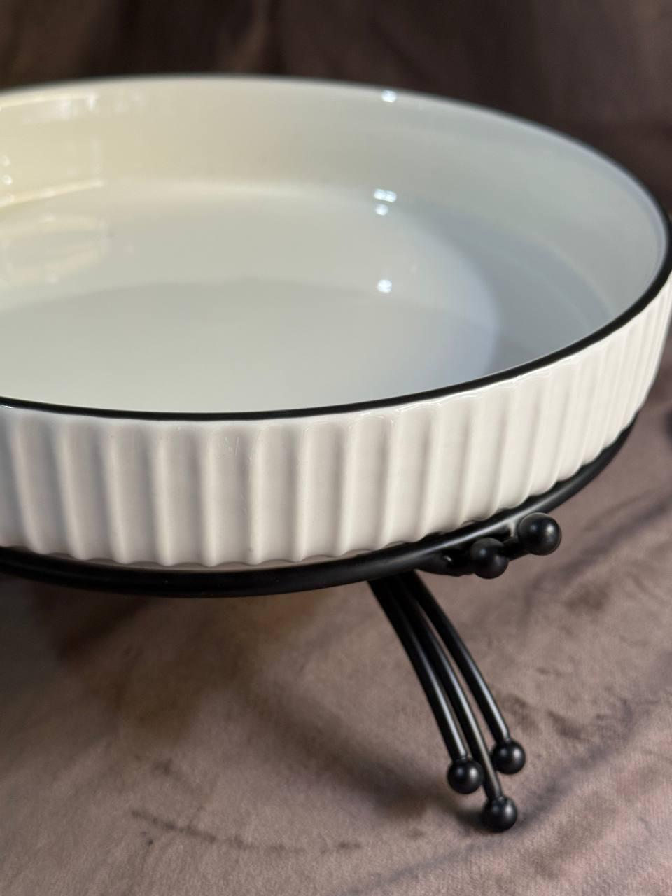 Фруктовница YIWU LB-1571B фарфоровая на металлической подставке 22,5 см Белая с черной (30101752) - фото 3