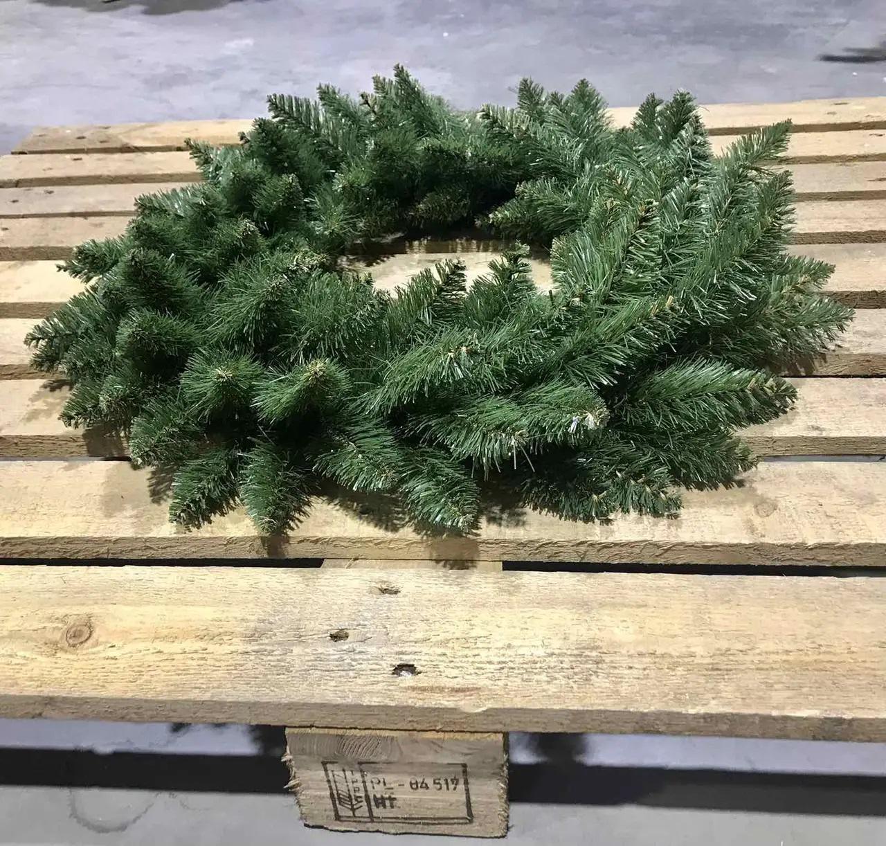 Вінок новорічний Elegant 50 см Зелений (302/50/G) - фото 3 Вінок новорічний Elegant 50 см Зелений (302/50/G) - фото 3