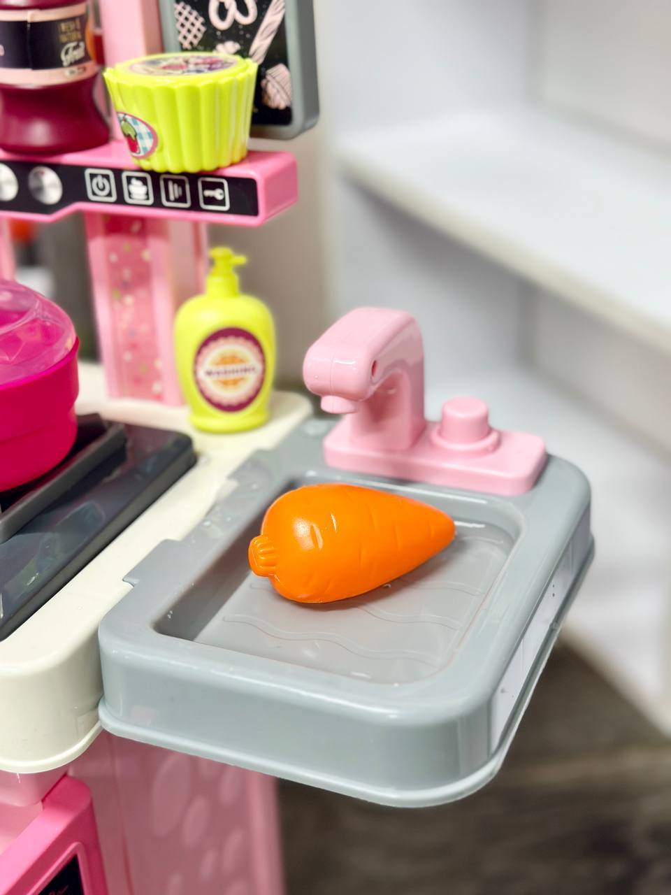 Детская кухня универсальная 008-969 на 53 детали Розовая, механическая подача воды и звуковые эффекты Кулинарные чудеса (2731921923) - фото 2 Детская кухня универсальная 008-969 на 53 детали Розовая, механическая подача воды и звуковые эффекты Кулинарные чудеса (2731921923) - фото 2