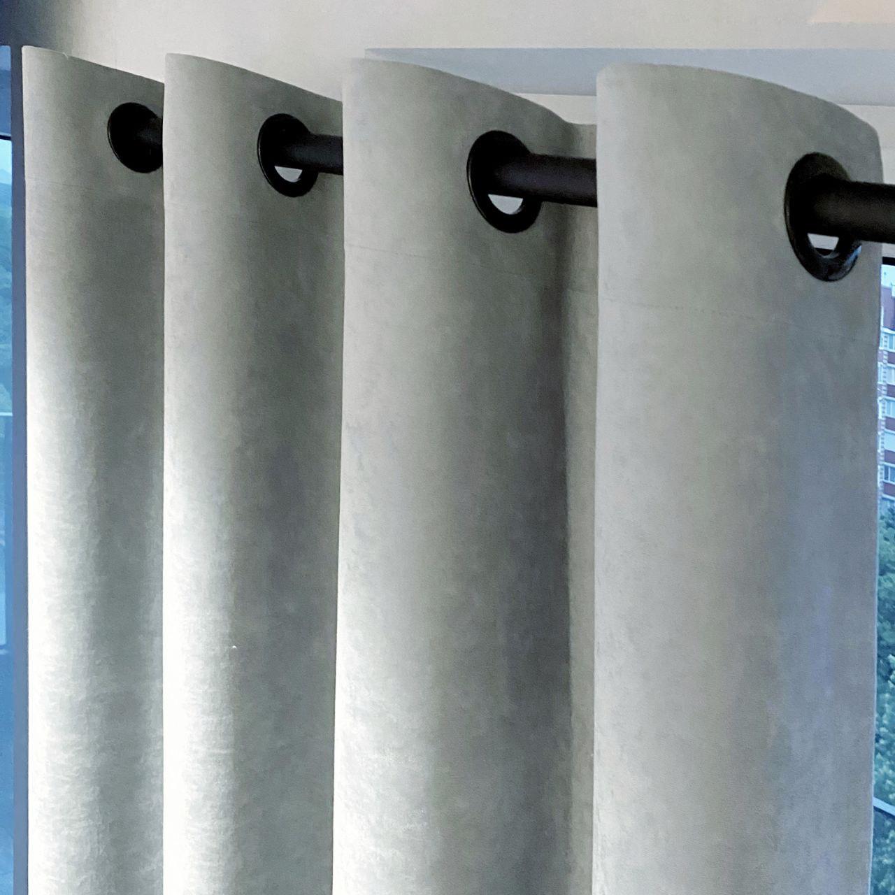 Штора на черных люверсах с подхватом микровелюр 150х250 см 1 шт. Серо-голубой (5801525-MT11/150-BL) - фото 3 Штора на черных люверсах с подхватом микровелюр 150х250 см 1 шт. Серо-голубой (5801525-MT11/150-BL) - фото 3