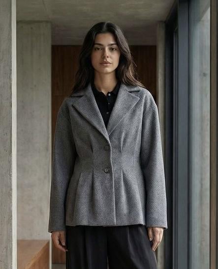 Пальто женское приталенное Seventeen XXL-3XL Серый