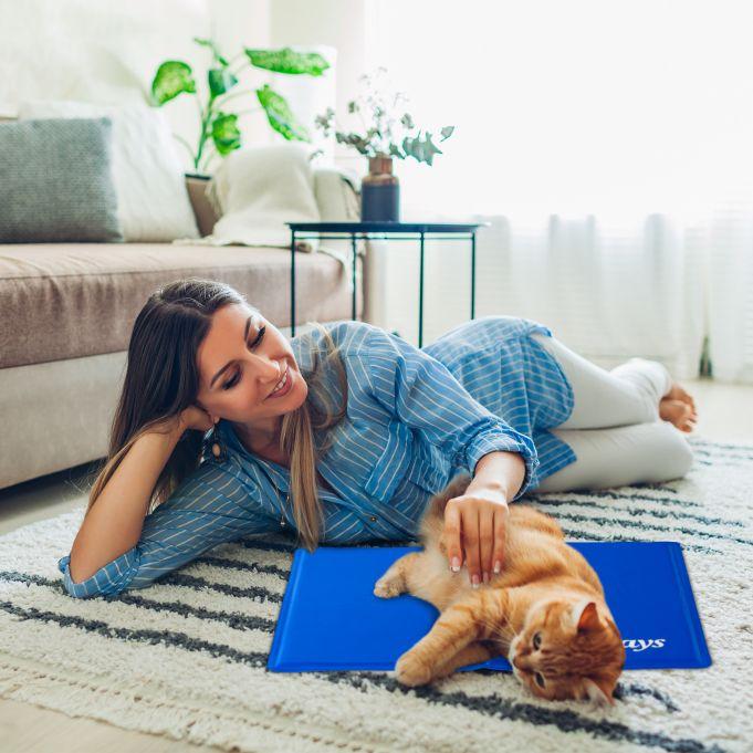 Коврик для собак охлаждающий Relaxdays гелевый без электричества легкий уход для жарких дней 60x100 см - фото 4