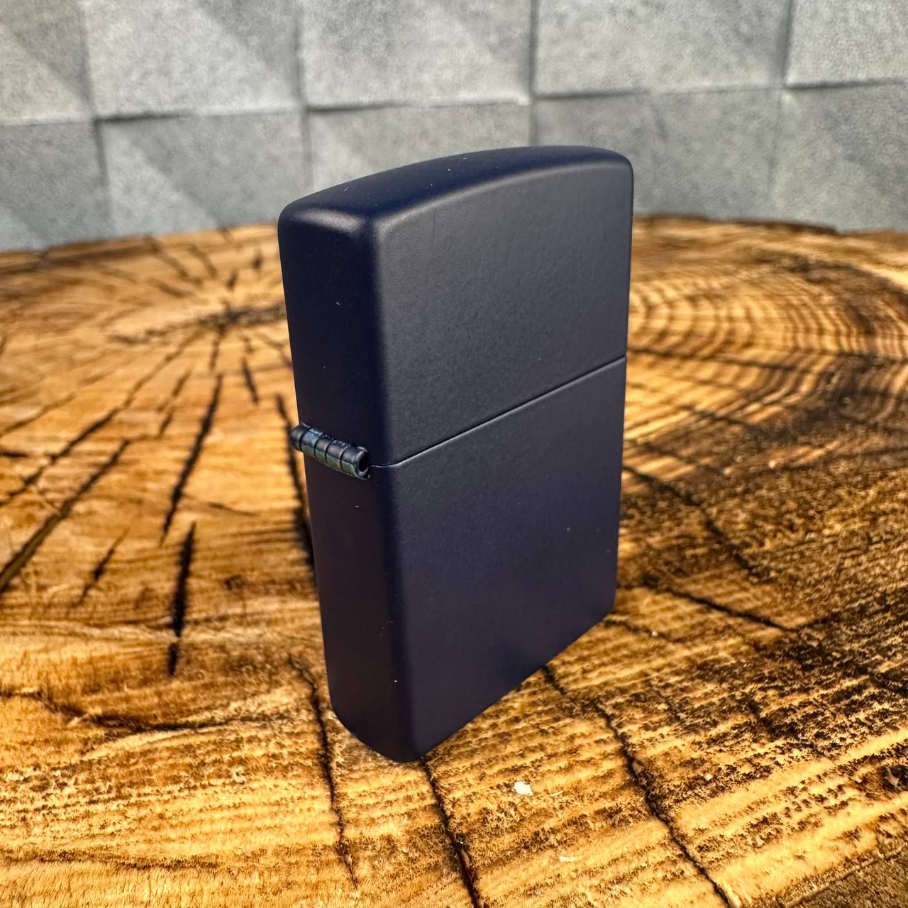 Зажигалка бензиновая ZIPPO 239 Navy Matte - фото 4 Зажигалка бензиновая ZIPPO 239 Navy Matte - фото 4