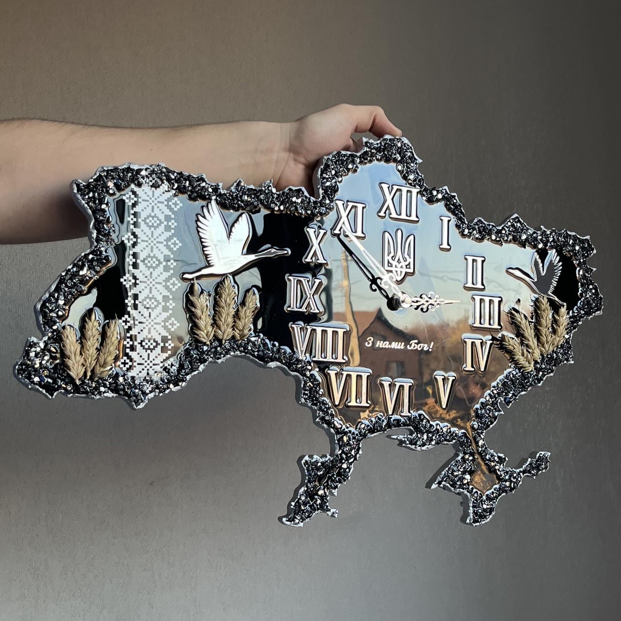 Годинник настінний з епоксидної смоли Карта України 150х100 см