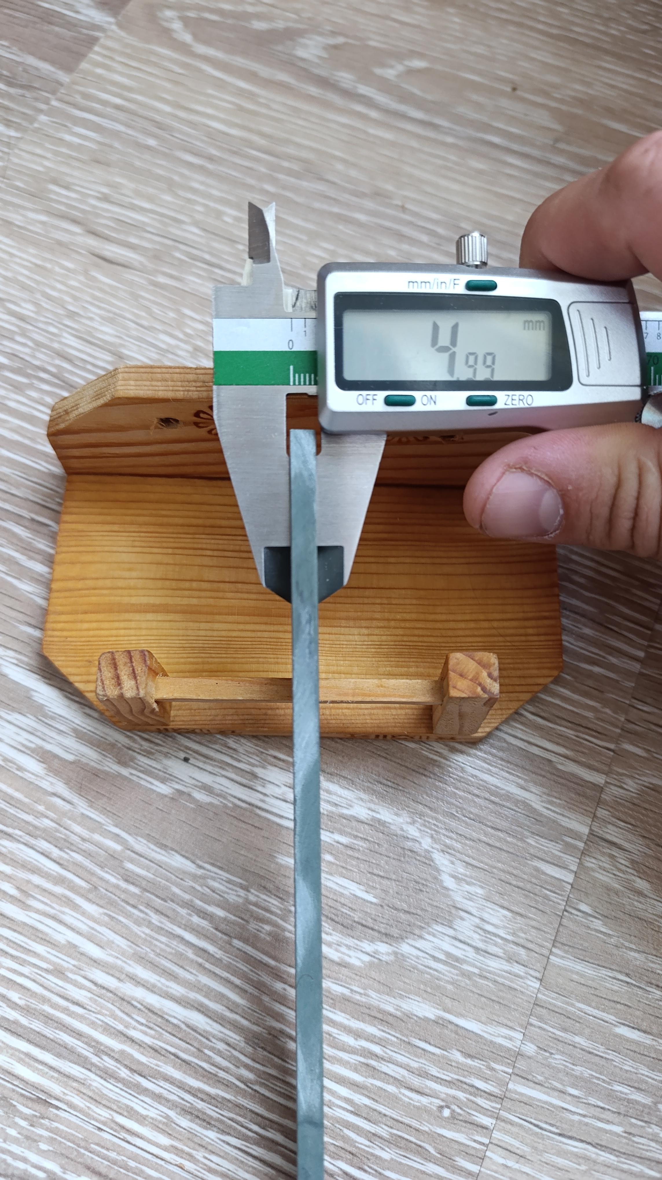 Брусок точильный для ножей Ruixin керамический без бланка 5000 grit (AR5000-1) - фото 2 Брусок точильный для ножей Ruixin керамический без бланка 5000 grit (AR5000-1) - фото 2