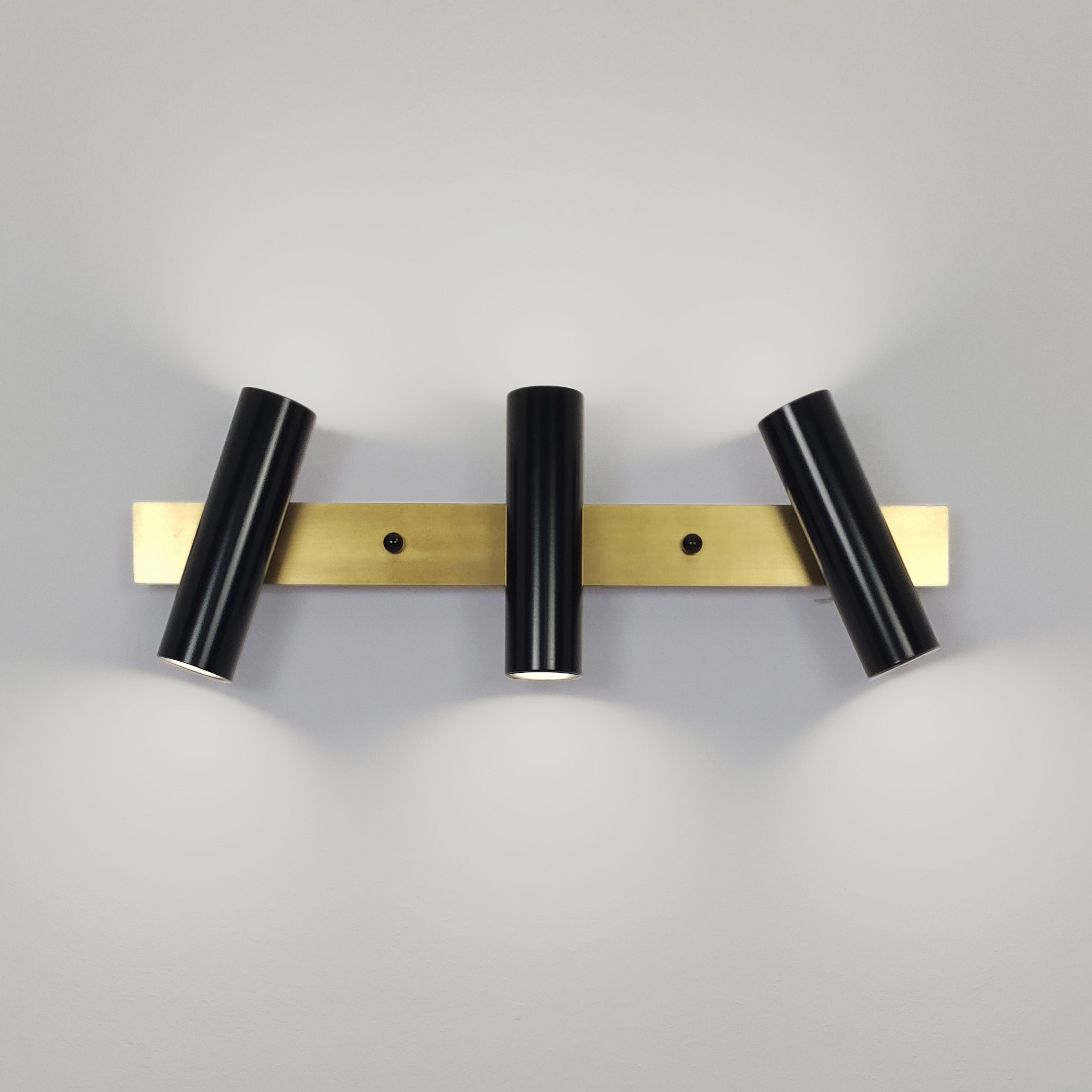 Настенный светильник с деталями из латуни Brass Бра для ванной Black (BRASS11)