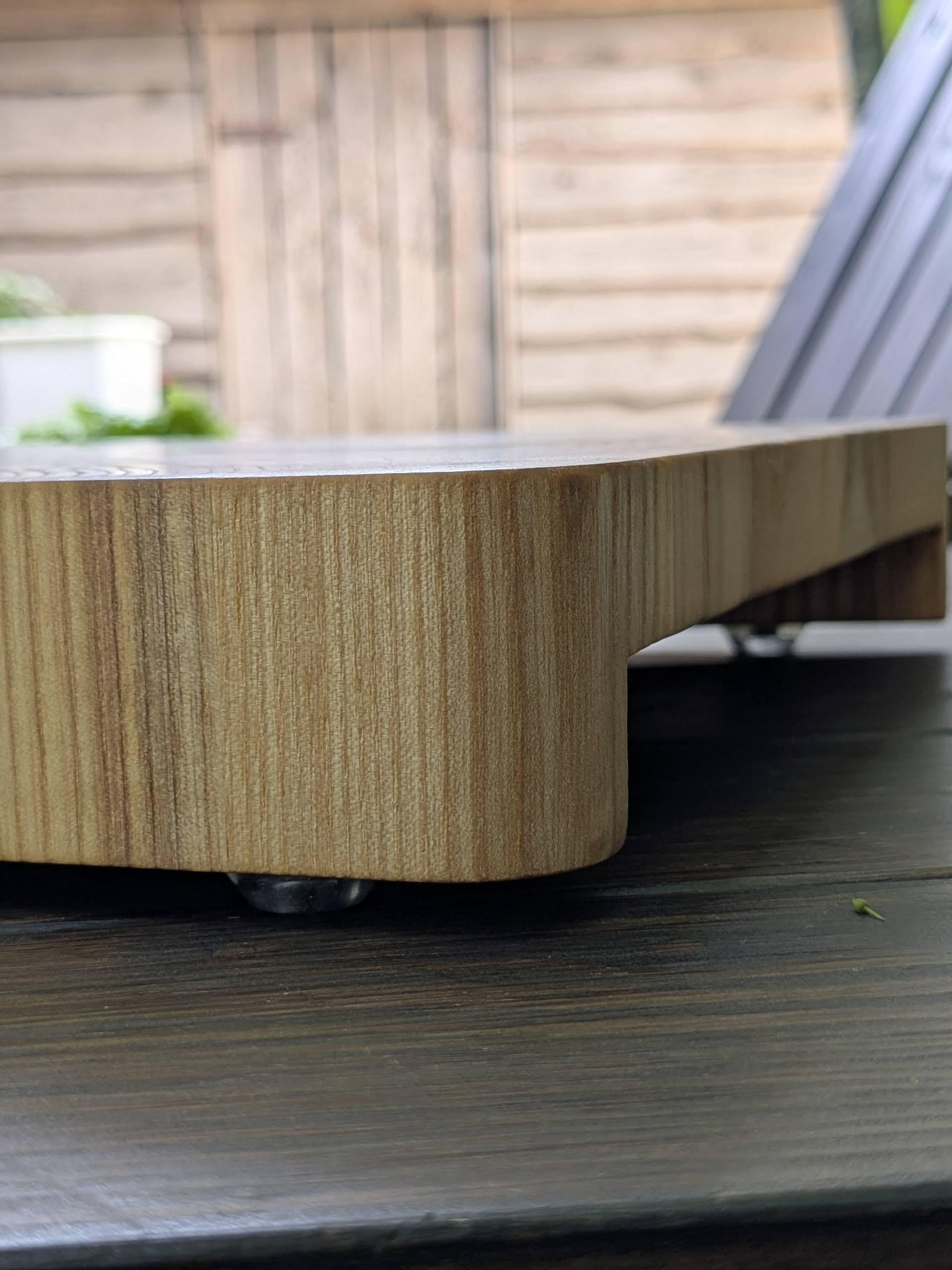 Дошка кухонна торцева для нарізання з гастроємністю з бічними ручками та силіконовими ніжками 400х300х60 мм (BR-002) - фото 11 Дошка кухонна торцева для нарізання з гастроємністю з бічними ручками та силіконовими ніжками 400х300х60 мм (BR-002) - фото 11