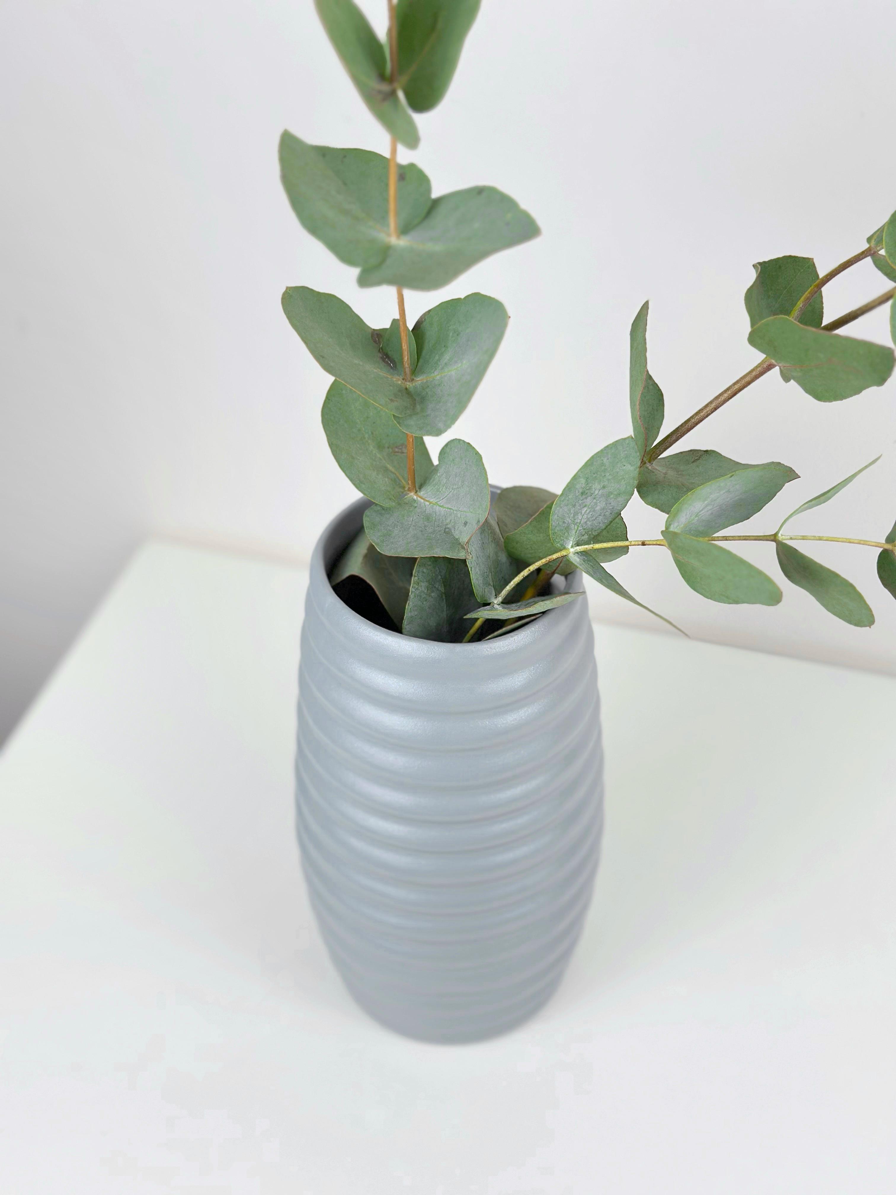 Ваза для квітів та декору глиняна керамічна Вулик 20 см Сірий (4001-5) - фото 5 Ваза для квітів та декору глиняна керамічна Вулик 20 см Сірий (4001-5) - фото 5