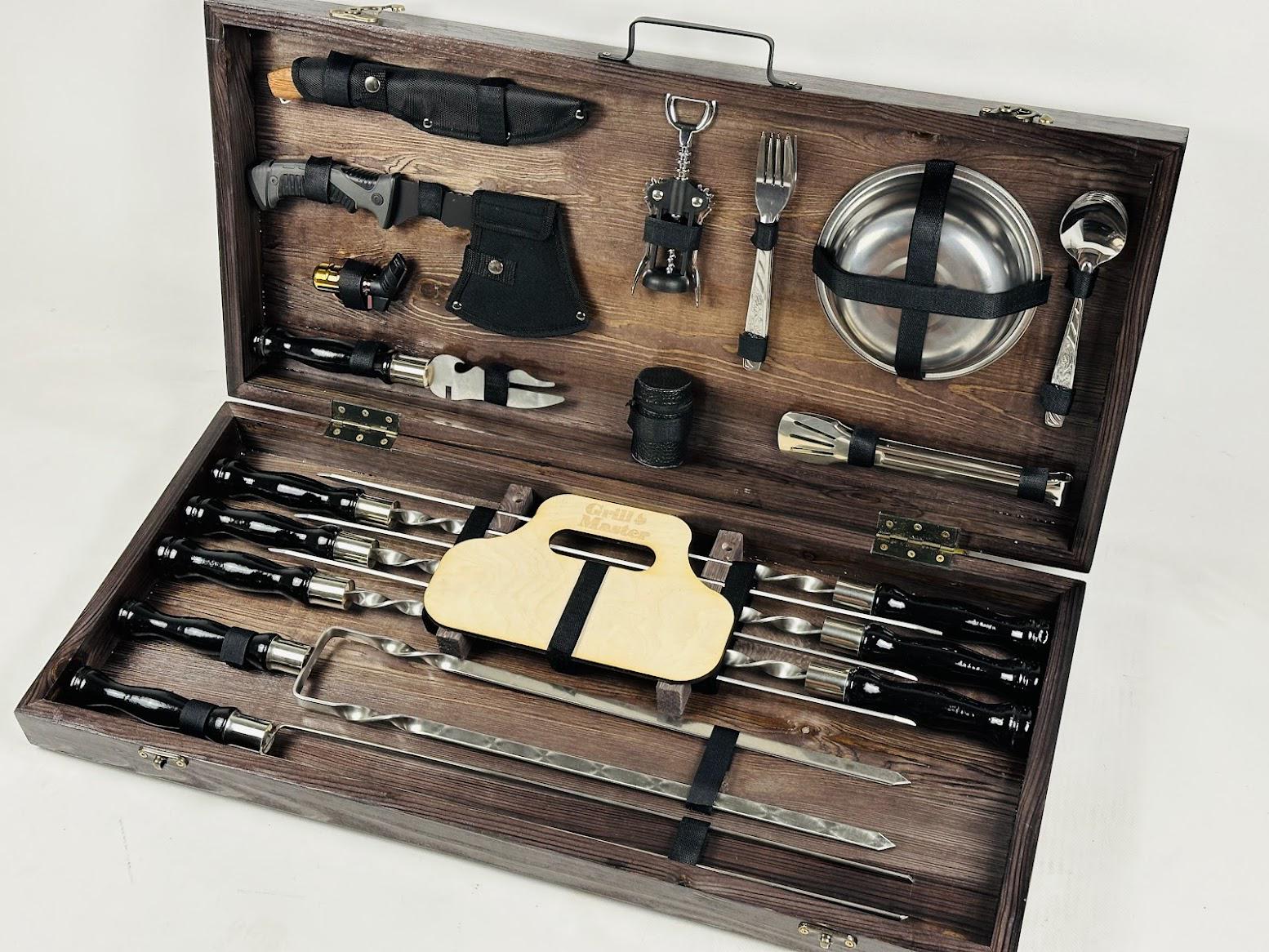 Набор шампуров и аксессуаров Пантера Maxв деревянном кейсе 39 пр. Коричневый (141-10-KS-7513)