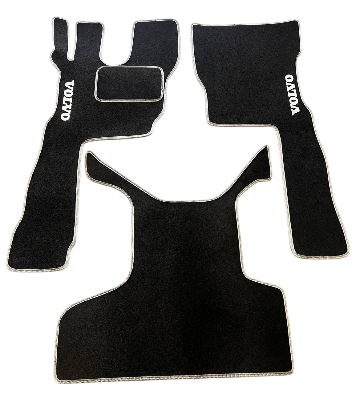 Килимки в салон ворсові для Volvo FM 2013+ 2 шт. Чорний (27326740)