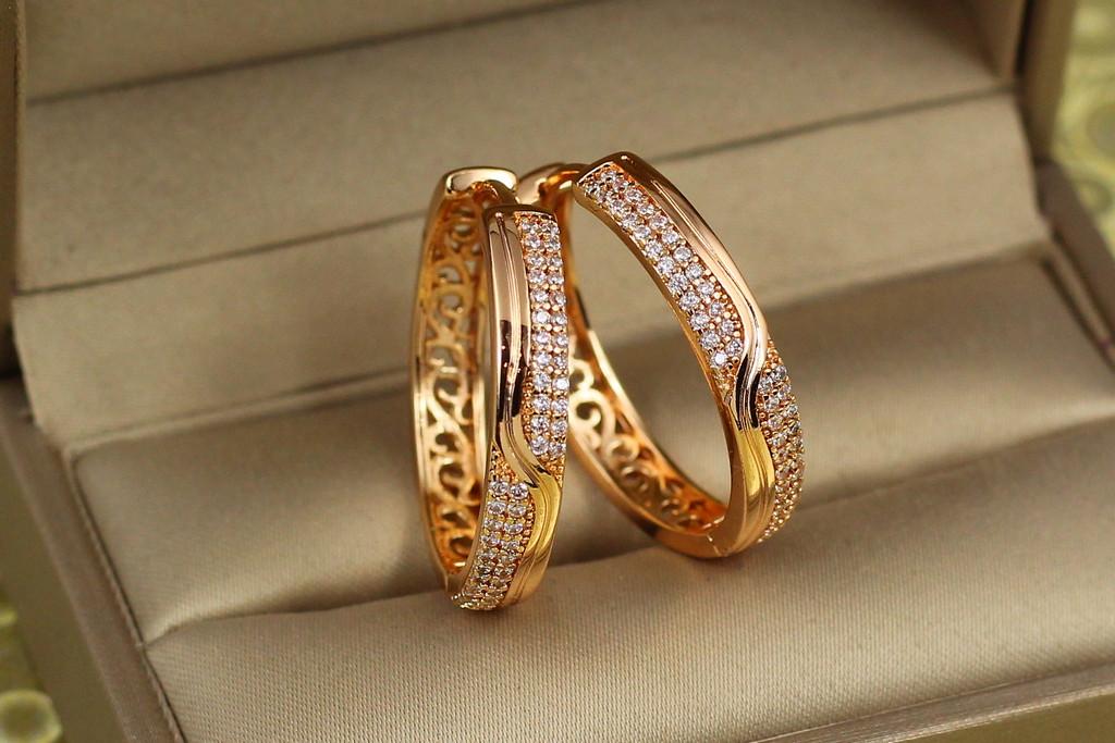 Серьги кольца Хuping Jewelry Кубическая парабола 2,5 см Золотистый (2029574107)