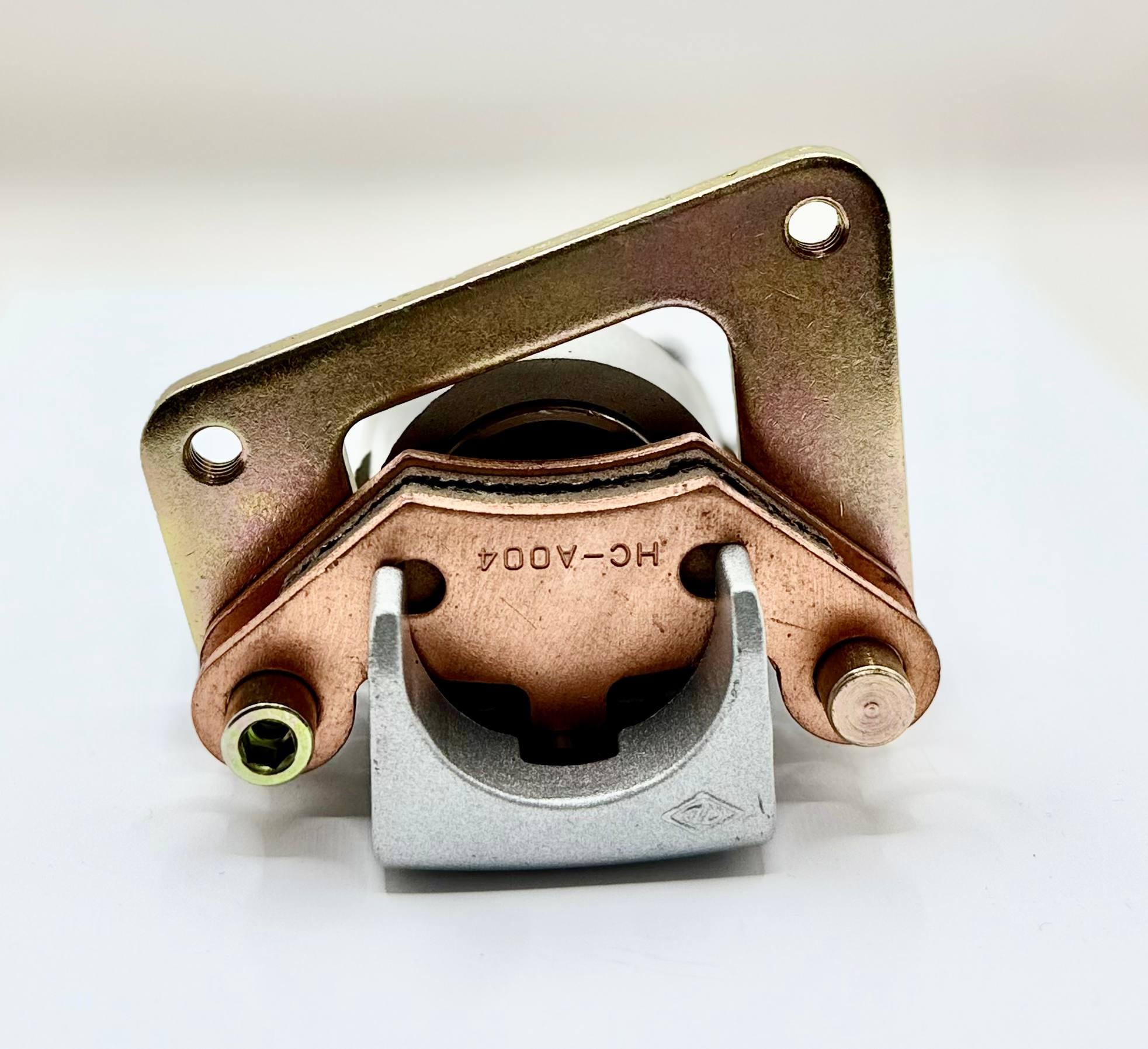 Тормозной суппорт передний правый для квадроциклов CFmoto 7020-080800 (LM04)