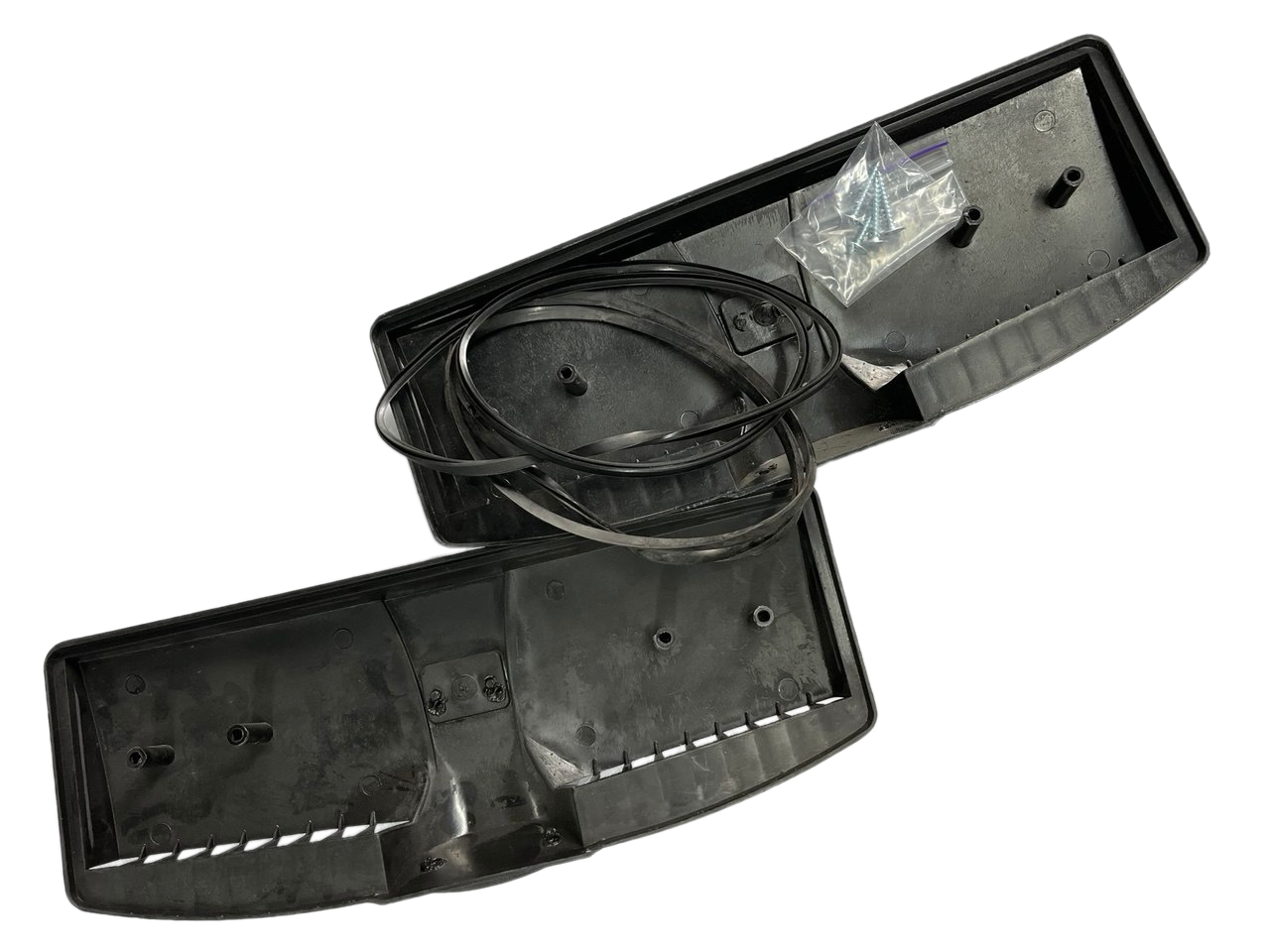 Дефлектор повітрозабірника капота ВАЗ 2101/03/06 пара Сріблястий (04311) - фото 2 Дефлектор повітрозабірника капота ВАЗ 2101/03/06 пара Сріблястий (04311) - фото 2