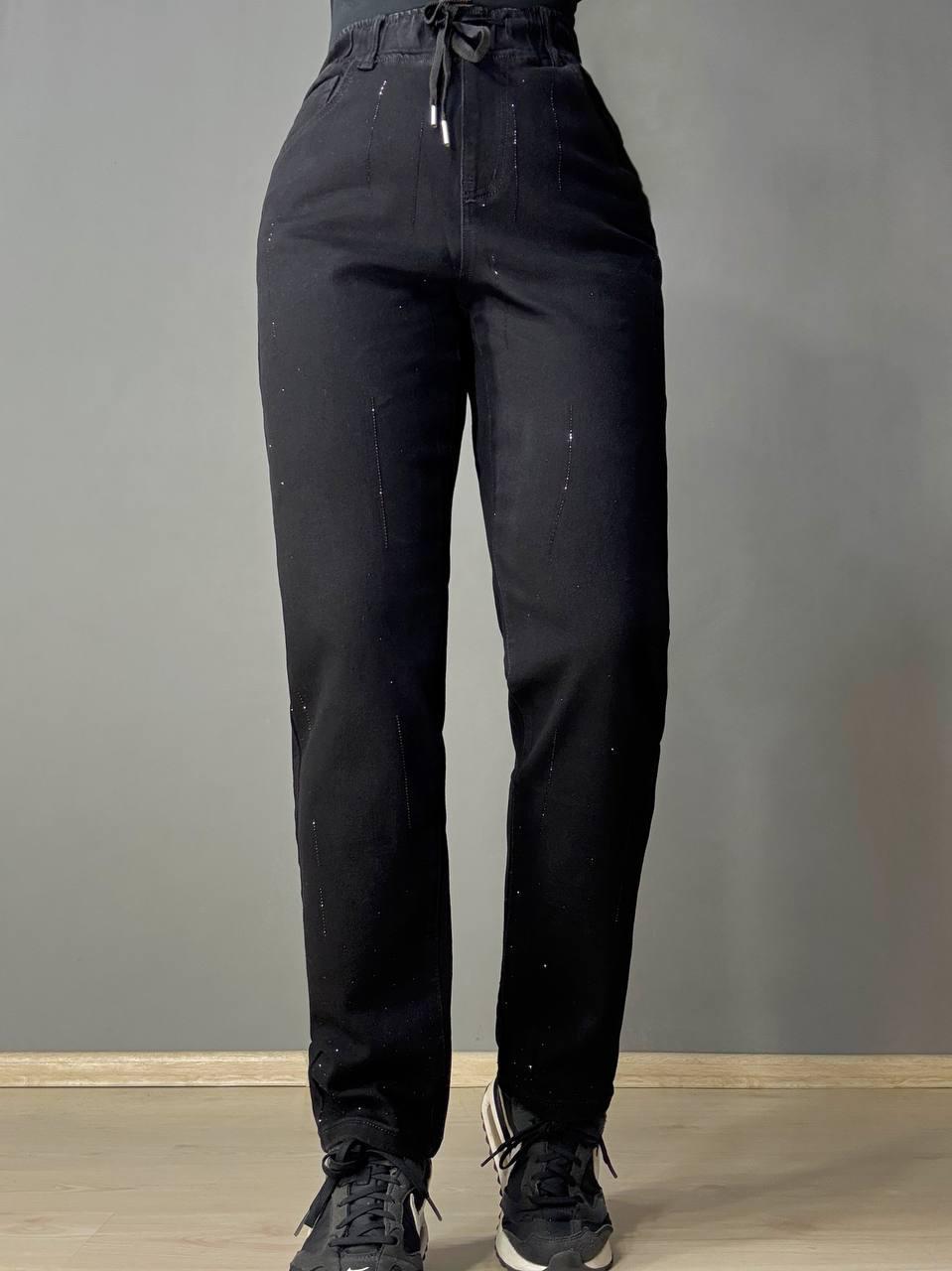 Джинси жіночі Ladyn 836 MOM на резинці розсип камінців великі розміри р. 38 Чорний (5116)