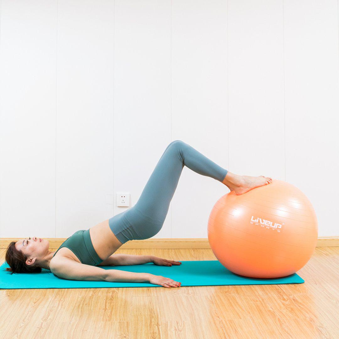 М'яч для фітнесу LiveUp ANTI-BURST BALL з насосом (24995909) - фото 5 М'яч для фітнесу LiveUp ANTI-BURST BALL з насосом (24995909) - фото 5