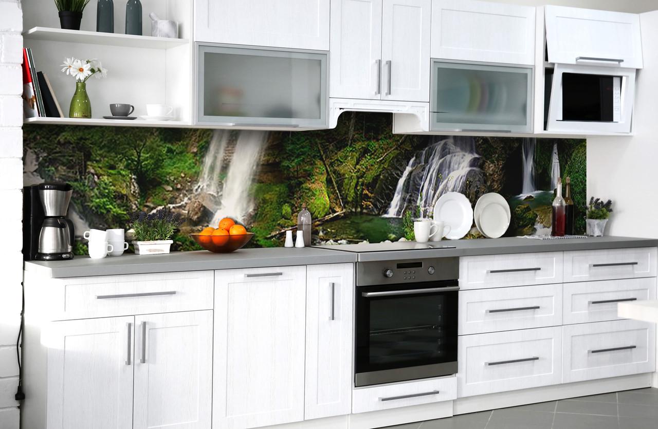 Кухонный фартук Лесной водопад 03 лес из самоклеющейся виниловой пленки 60х300 см Зеленый