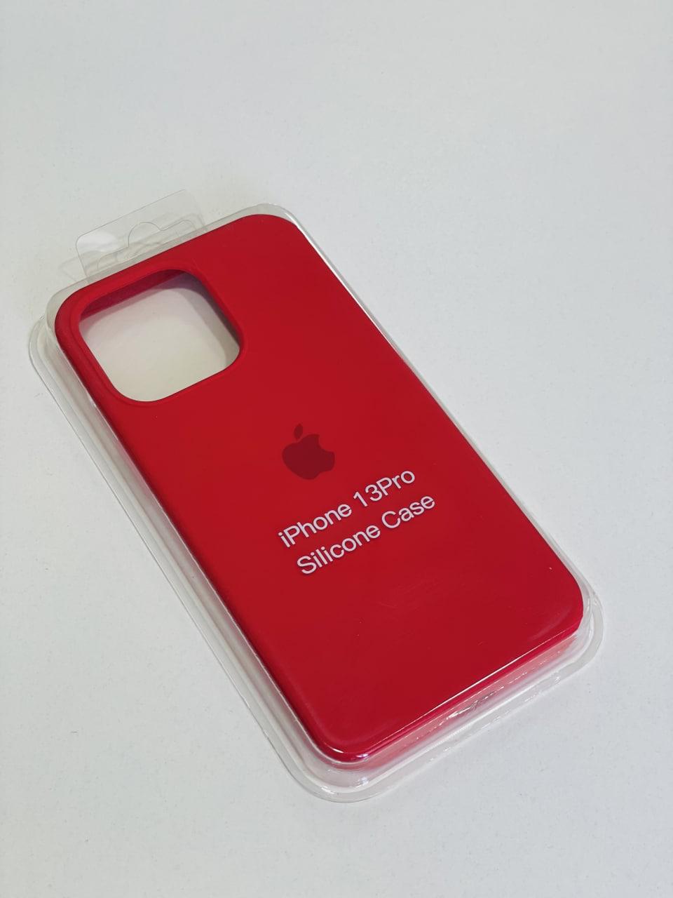 Силиконовый чехол для iPhone 13 Pro / красный