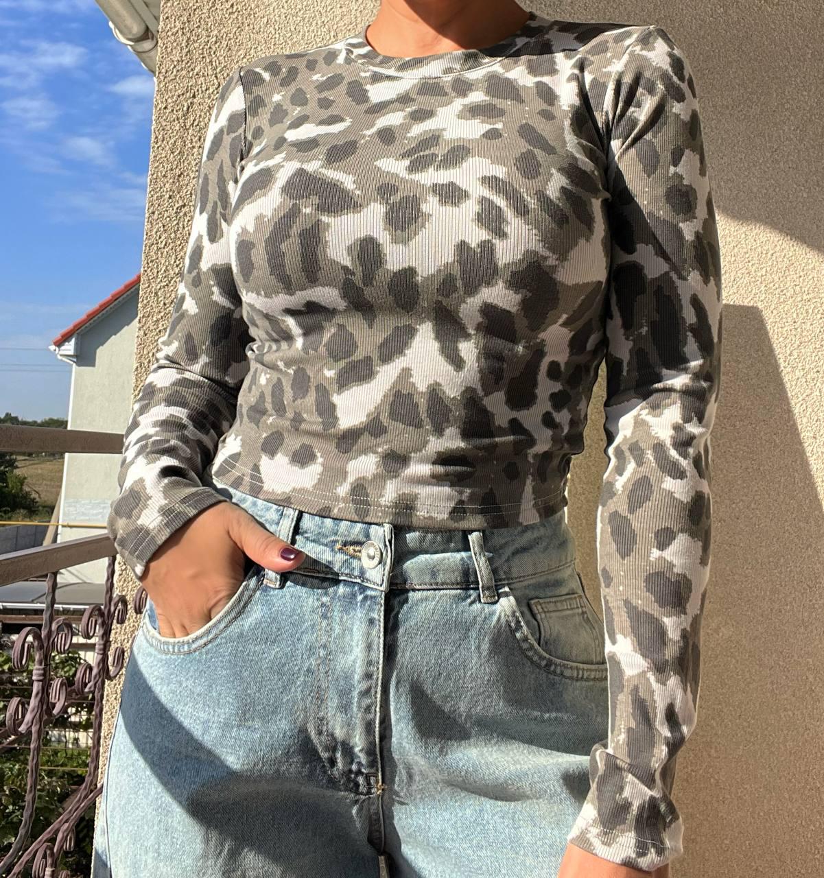 Реглан женский A-N 2761 лонгслив рубчик леопардовый принт OS Оливковый (2749) - фото 4 Реглан женский A-N 2761 лонгслив рубчик леопардовый принт OS Оливковый (2749) - фото 4