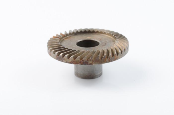 Шестерня конічна металева для електропил 41 зуб (1138)