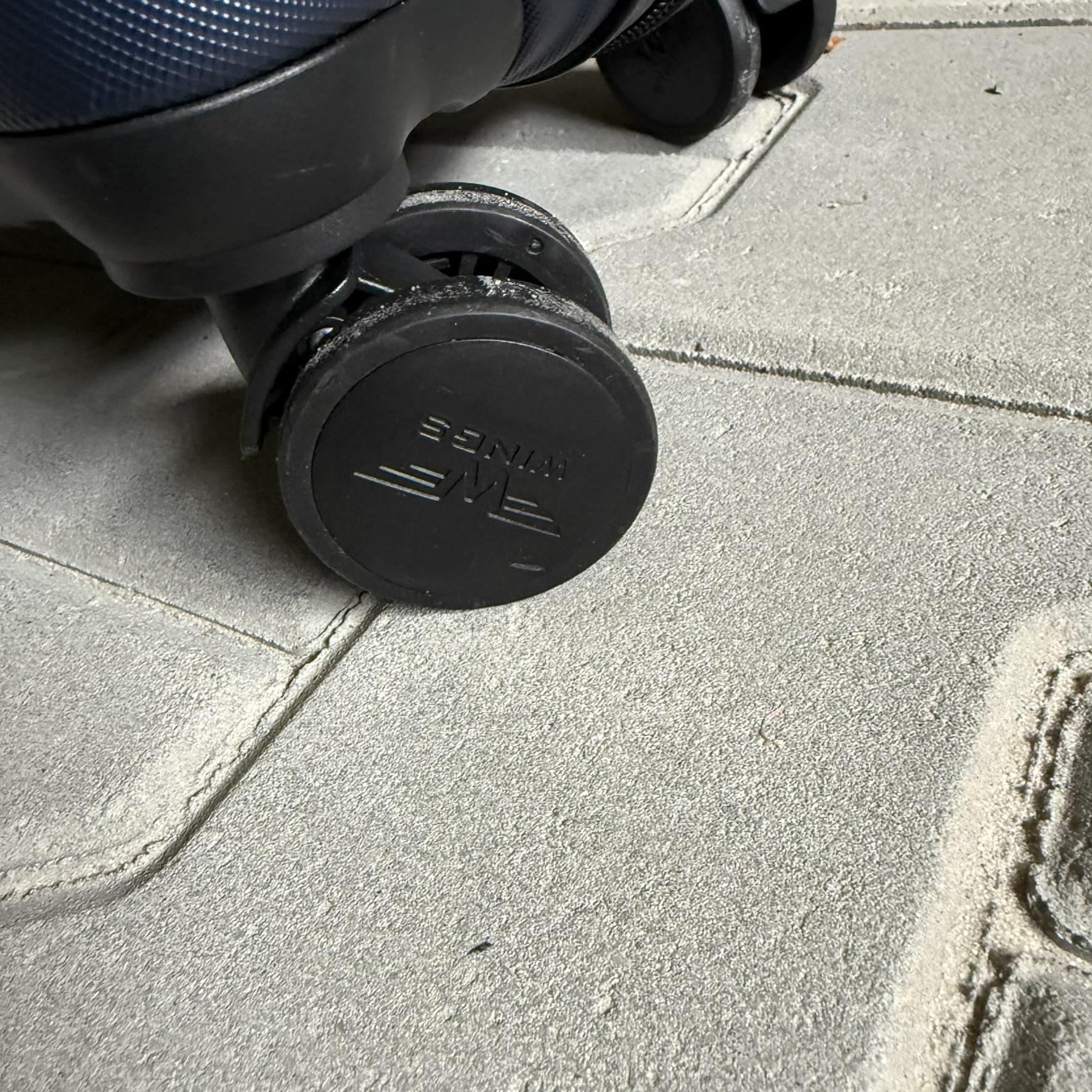 Чемодан Wings PEA01 дорожный М Синий (26557314) - фото 8 Чемодан Wings PEA01 дорожный М Синий (26557314) - фото 8