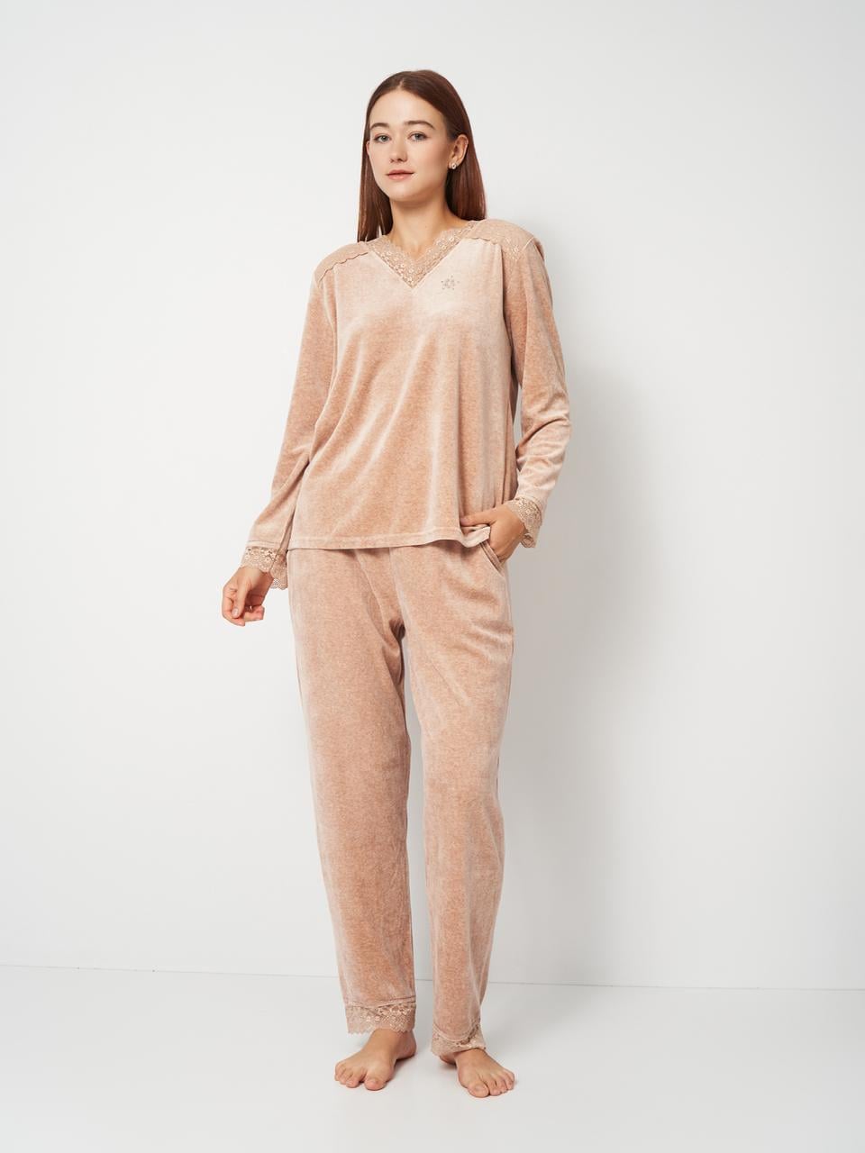 Костюм домашний женский Cotpark кофта/брюки 3XL Бежевый (30398-B-03-3XL) Костюм домашний женский Cotpark кофта/брюки 3XL Бежевый (30398-B-03-3XL)