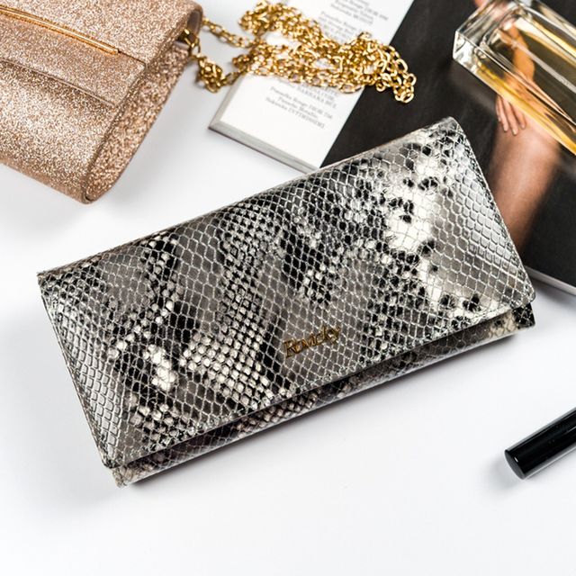 Гаманець жіночий шкіряний ROVICKY 8802-SNR під рептилію Сріблястий