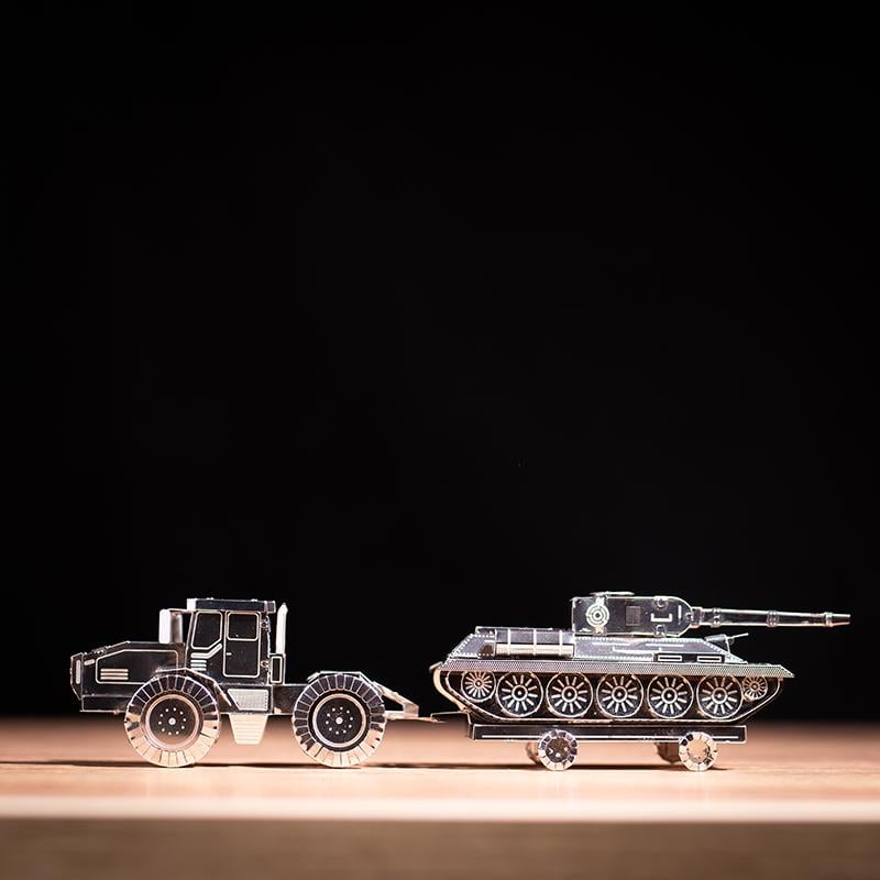 Конструктор METAL-TIME Tractor Slobozhanets MT074 колекційна модель (3031515) - фото 4