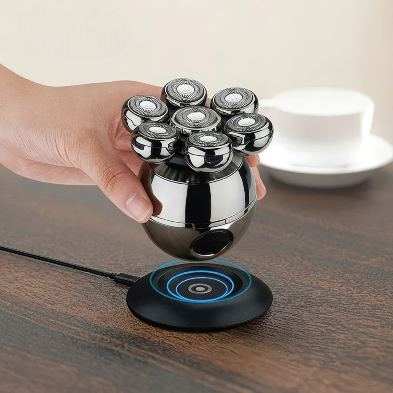 Електробритва чоловіча для бороди VGR V-315 із плаваючою головкою Хром (HPV315) - фото 3 Електробритва чоловіча для бороди VGR V-315 із плаваючою головкою Хром (HPV315) - фото 3