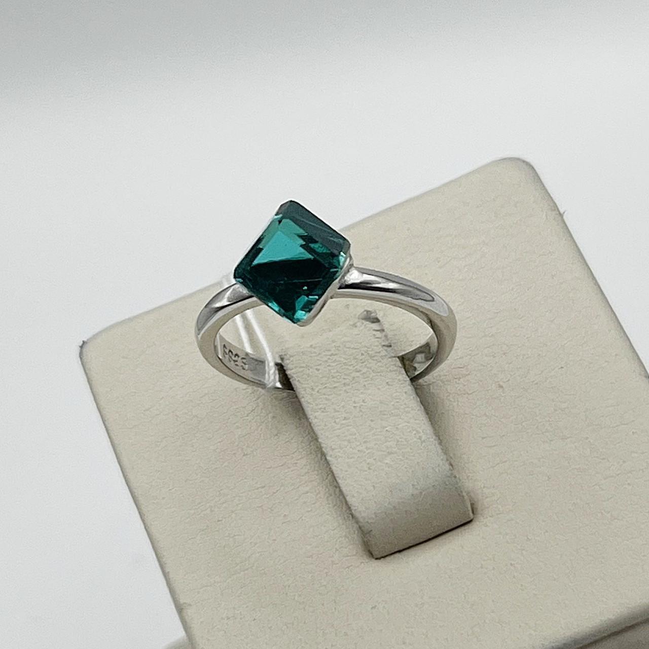 Кольцо серебряное с кристаллом Swarovski р. 16,5 2,26 г (2570983264) Кольцо серебряное с кристаллом Swarovski р. 16,5 2,26 г (2570983264)