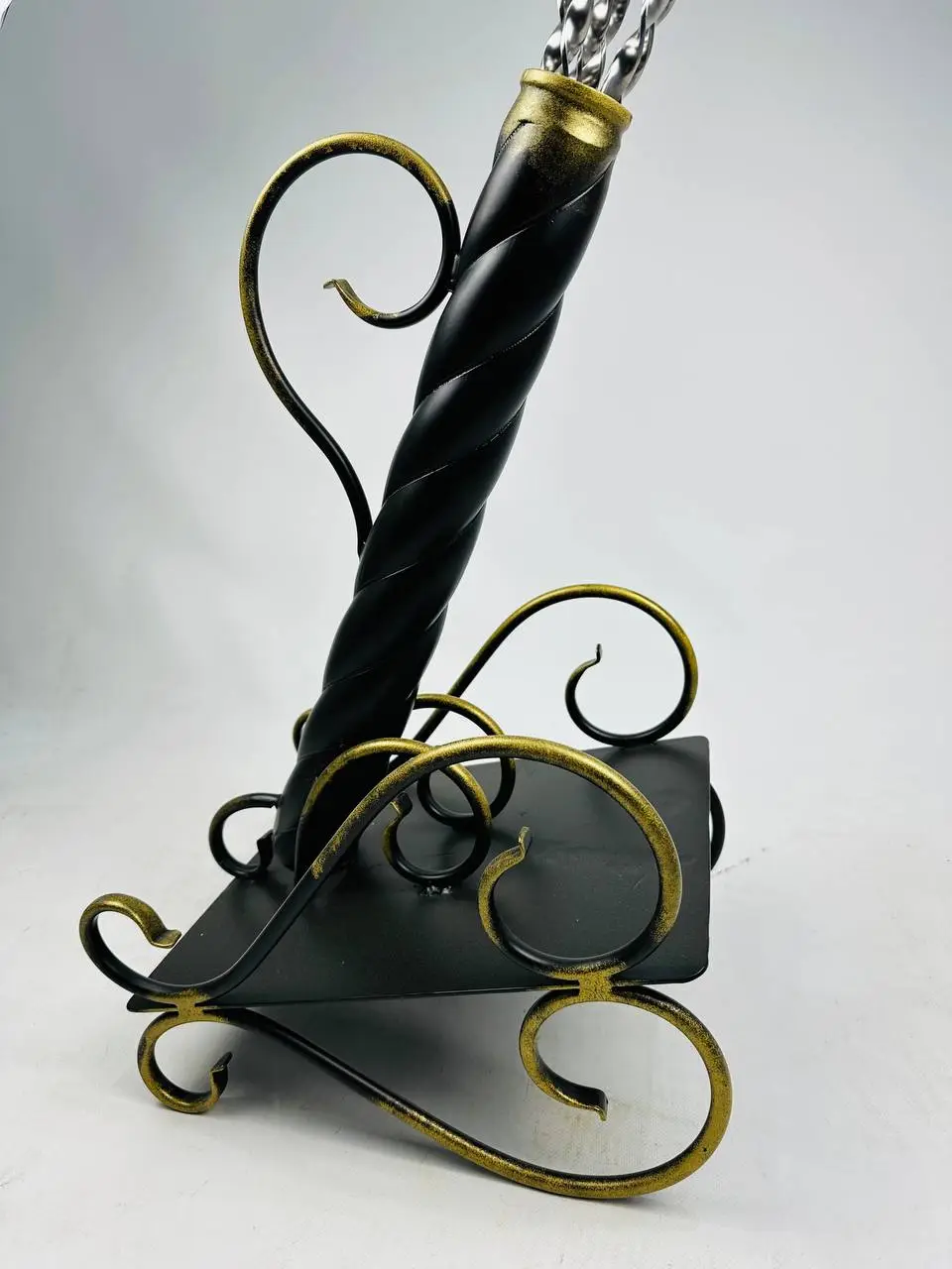 Набір шампурів на металевій підставці з вензелем Гармата з нержавіючої сталі (2-10-NB-5004) - фото 7 Набір шампурів на металевій підставці з вензелем Гармата з нержавіючої сталі (2-10-NB-5004) - фото 7