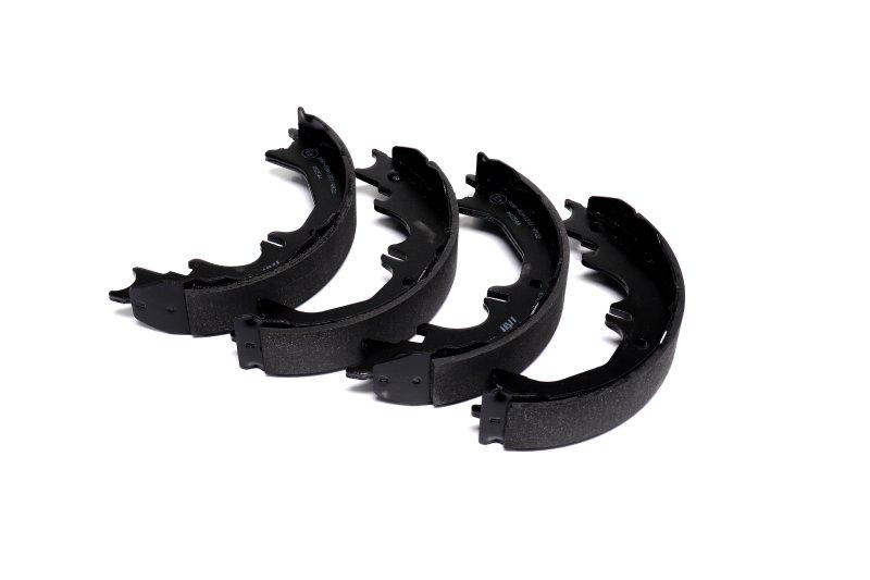 Колодки тормозные барабанные TRW Engine Components GS8716 Toyota Land Cruiser задние