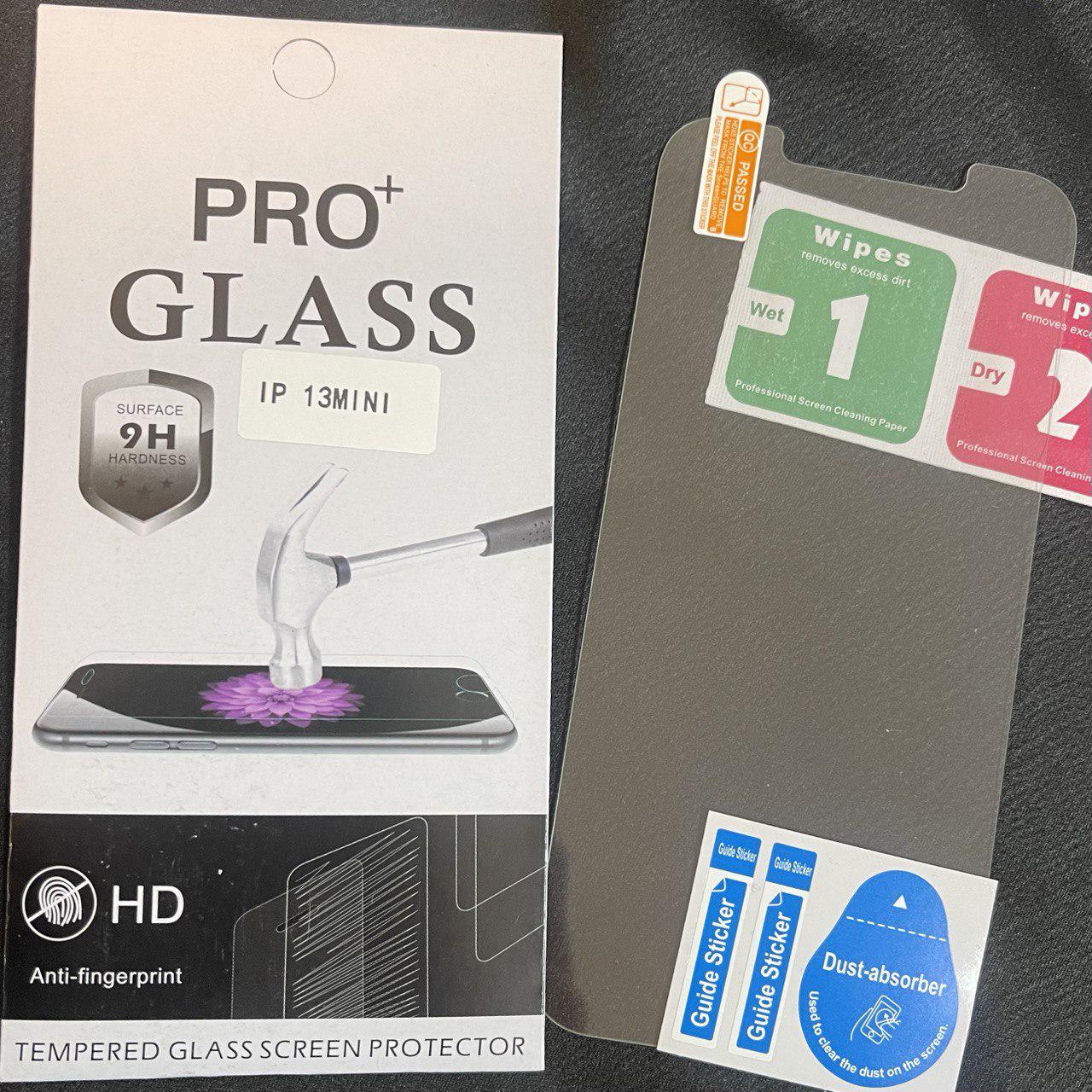 Защитное стекло Glass Pro для iPhone 13 Mini прочностью 9Н